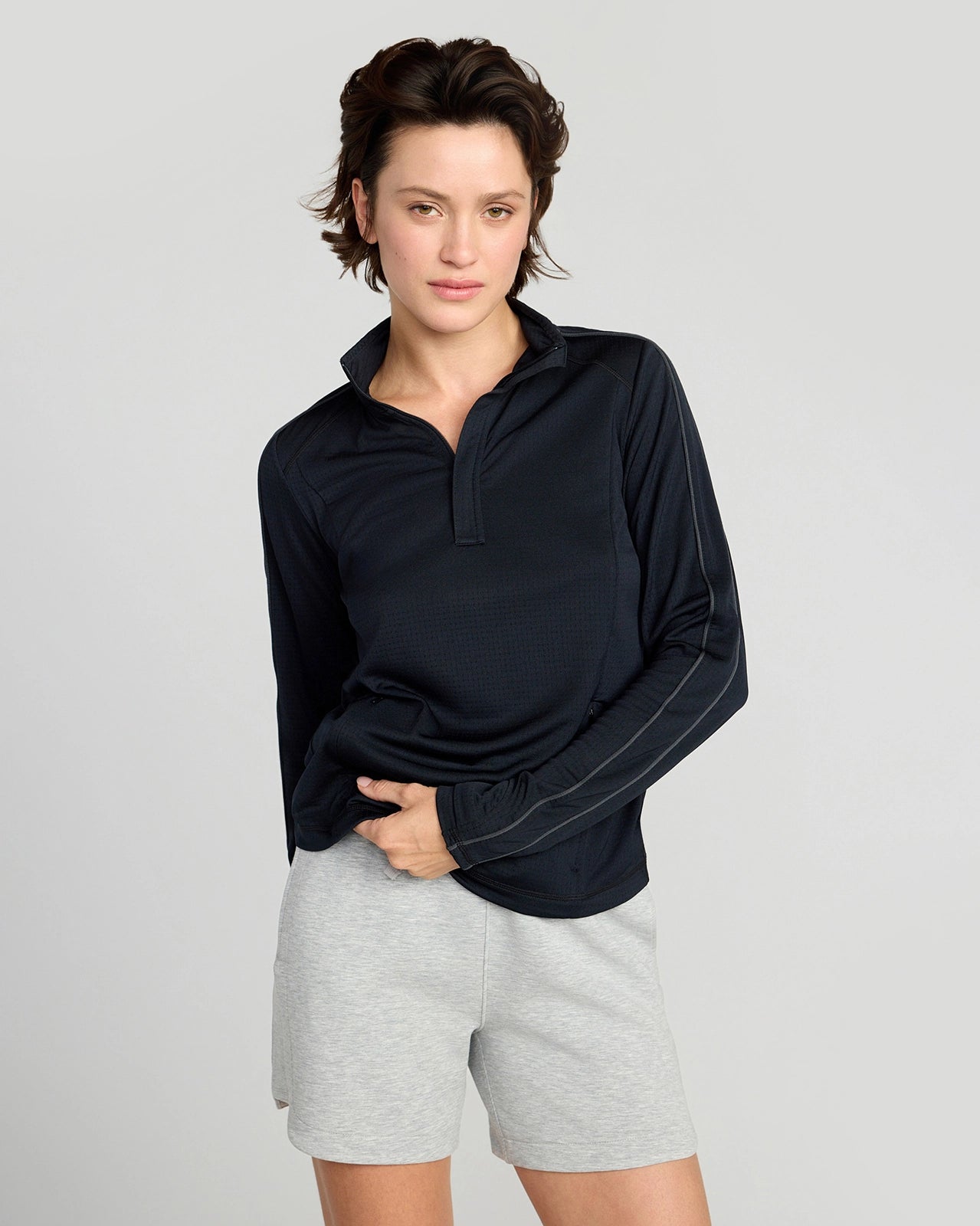 The Run Active GRS Certified Recycled Poly 1/4 Zip Top - Black