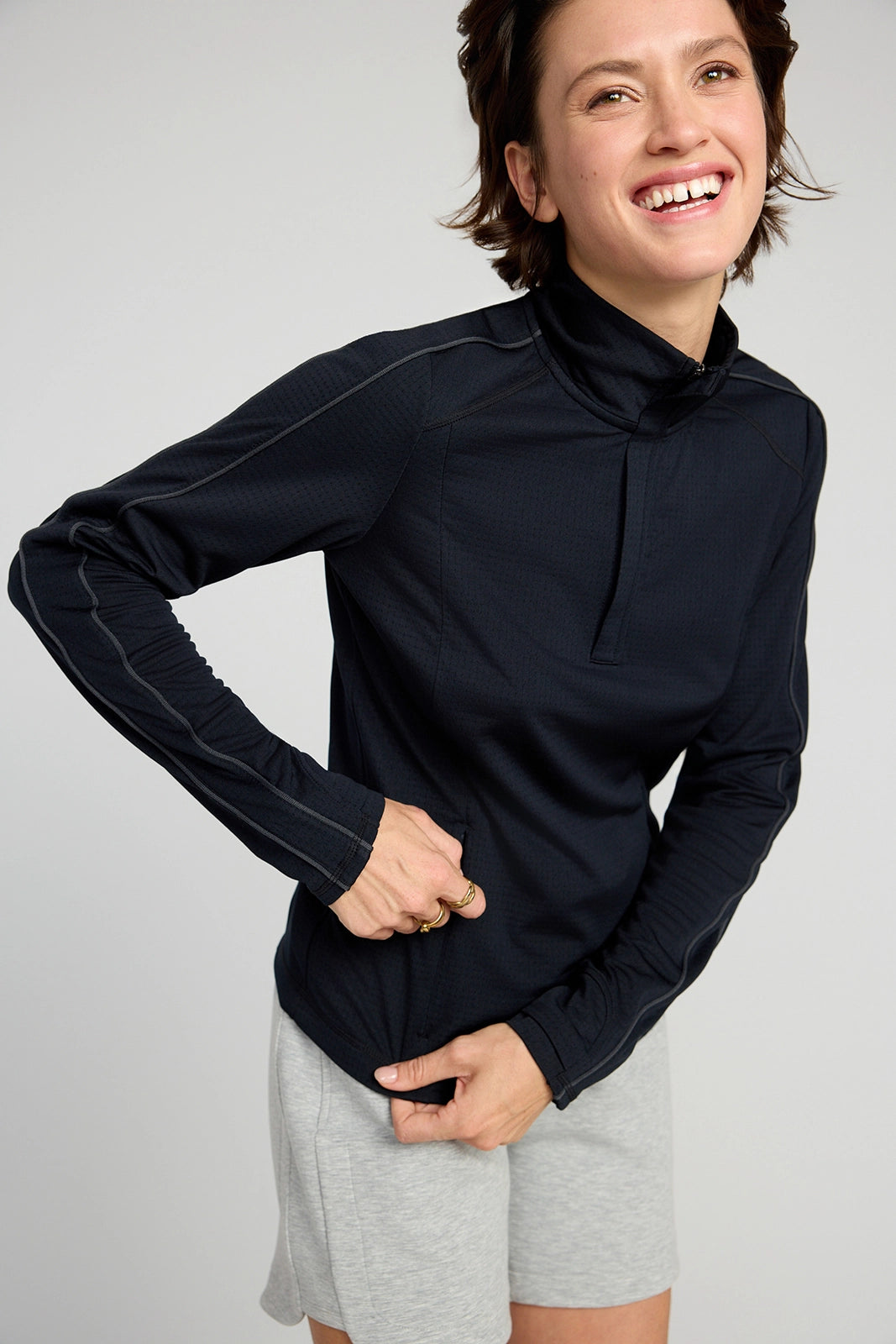 The Run Active GRS Certified Recycled Poly 1/4 Zip Top - Black