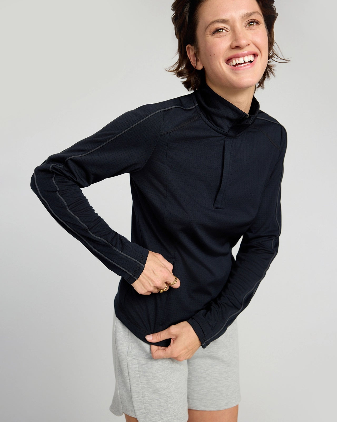 The Run Active GRS Certified Recycled Poly 1/4 Zip Top - Black