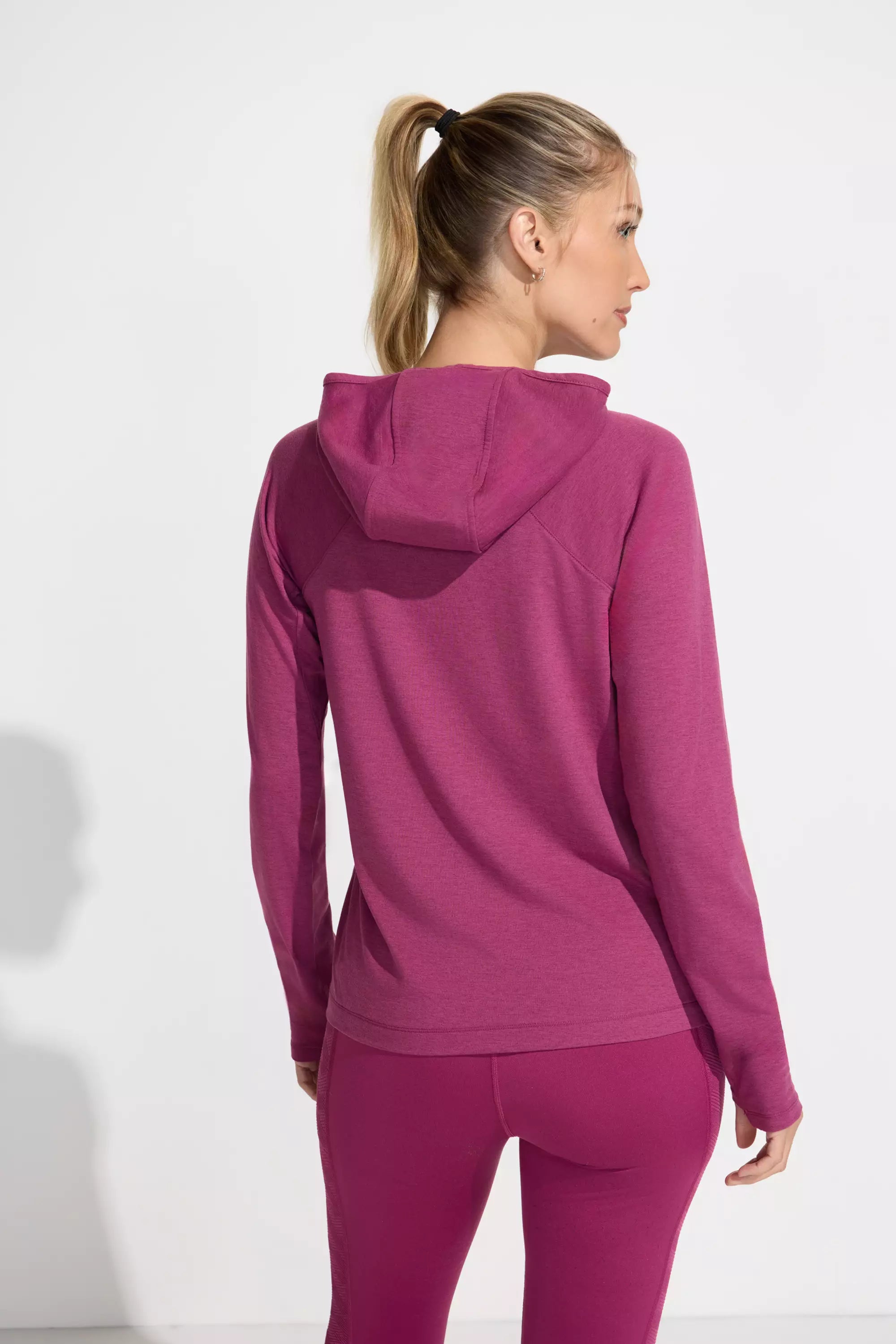 The Soft Stretch GRS Certified Recycled Poly Hooded Top - Raspberry Coulis