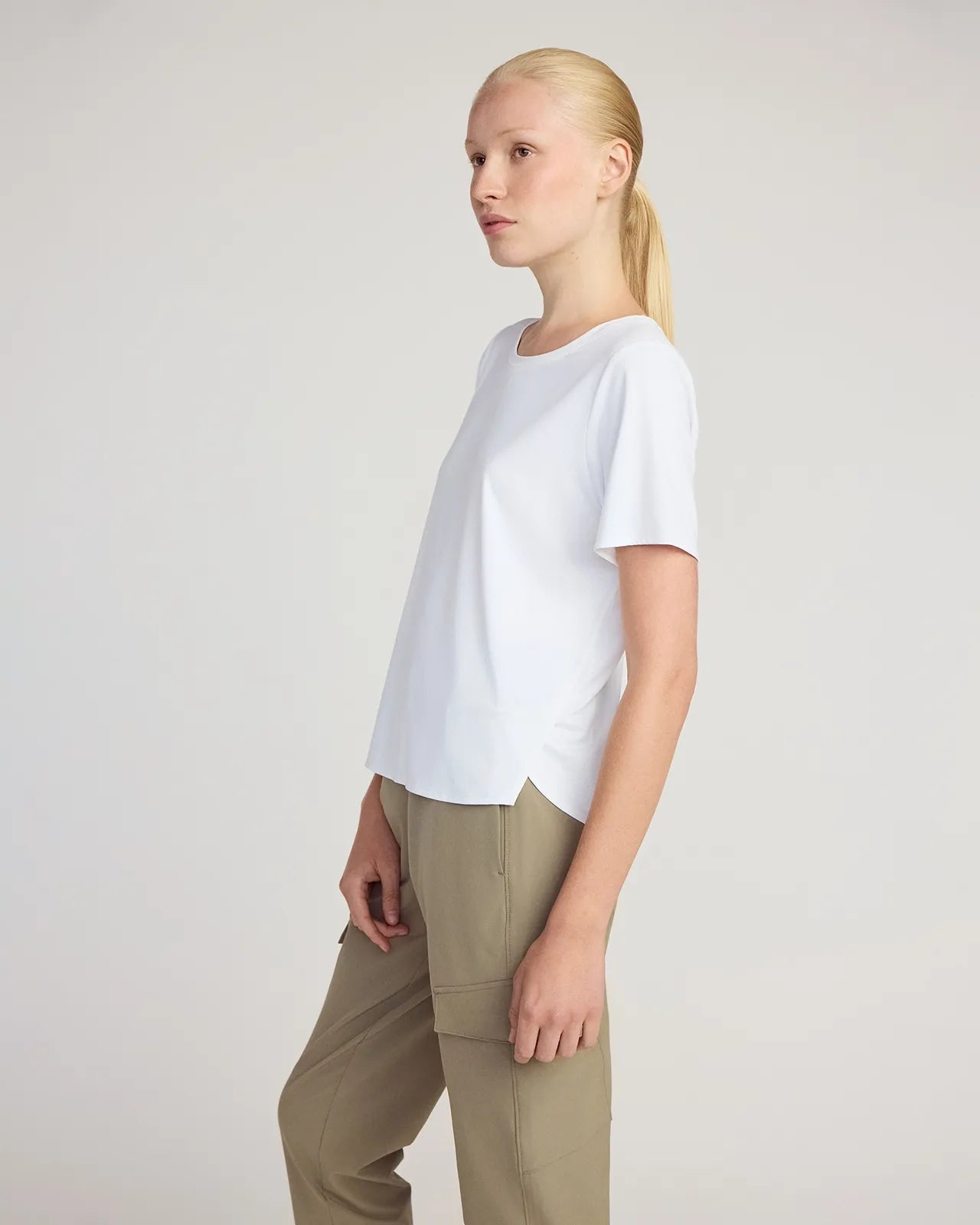 The Active Stretch GRS Certified Recycled Nylon Side Slits Tee - White