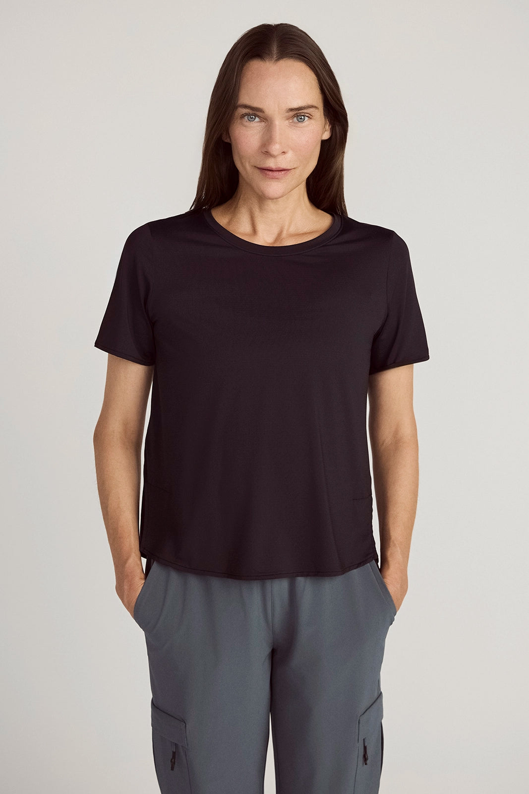 The Active Stretch GRS Certified Recycled Nylon Side Slits Tee - Black