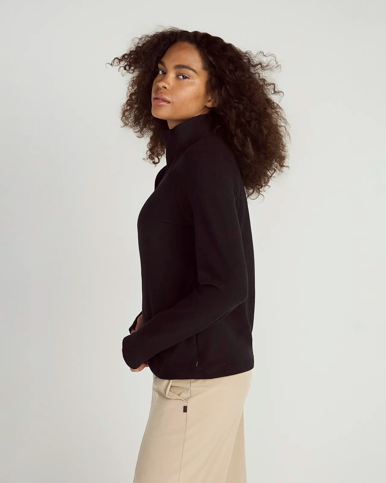 The Warm Stretch GRS Certified Recycled Polyester 1/4 Zip - Black