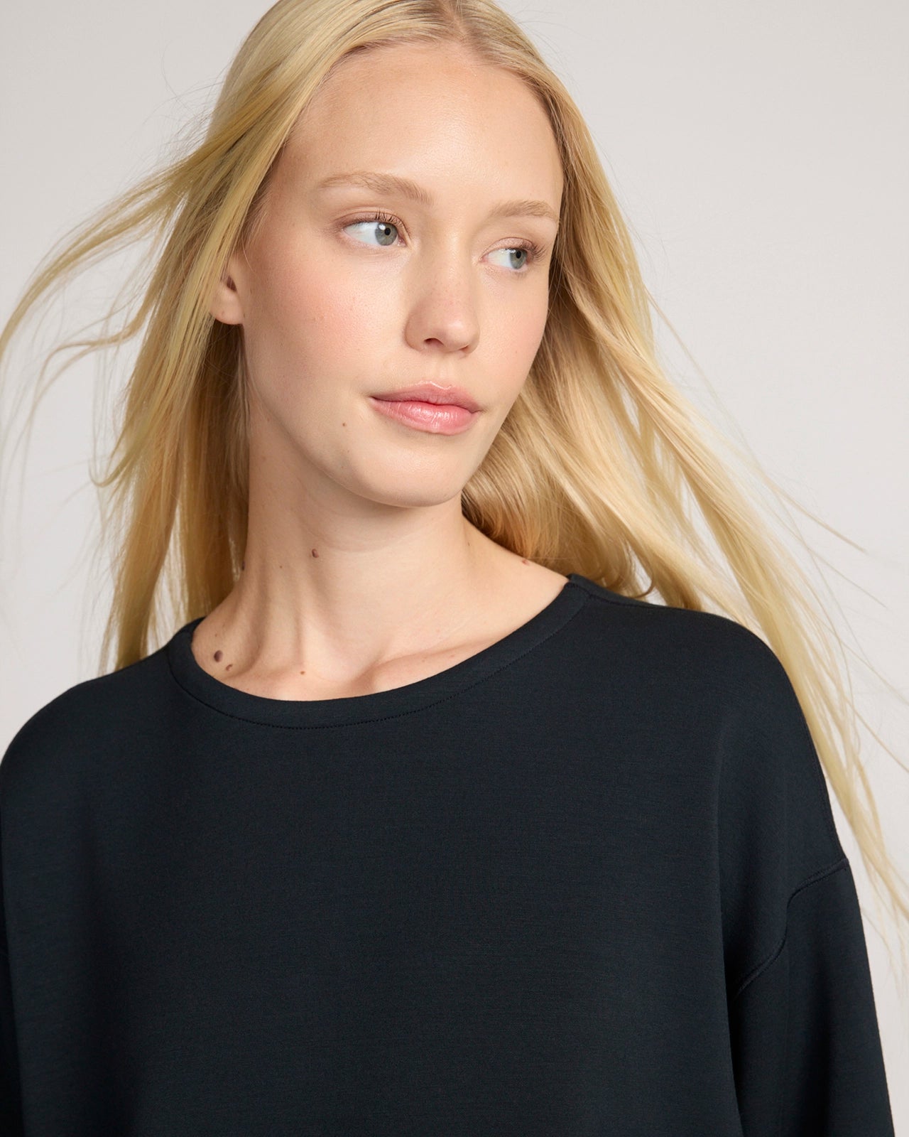 The Soft Luxe Tech Fleece Top - Jet Black