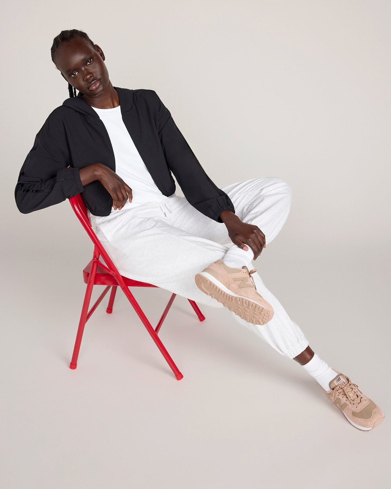 The Active Cropped Hooded Jacket - Black