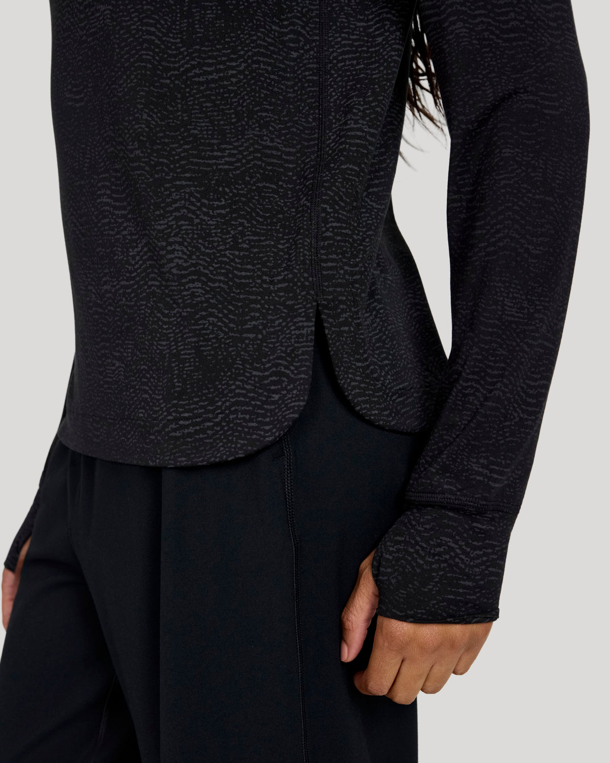 The Active Printed Long Sleeve Tee - Black