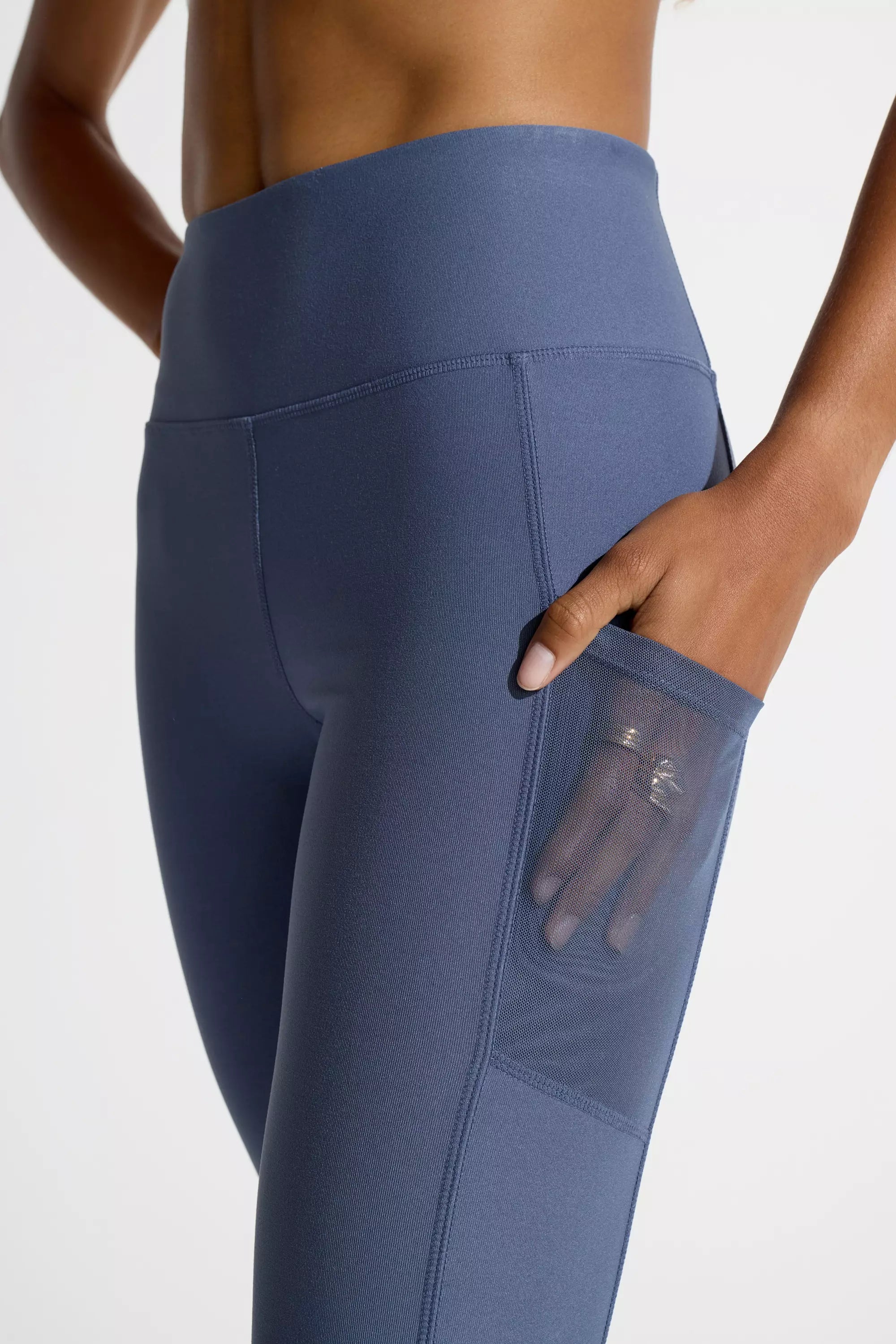Women’s Mesh Capri - Lilac