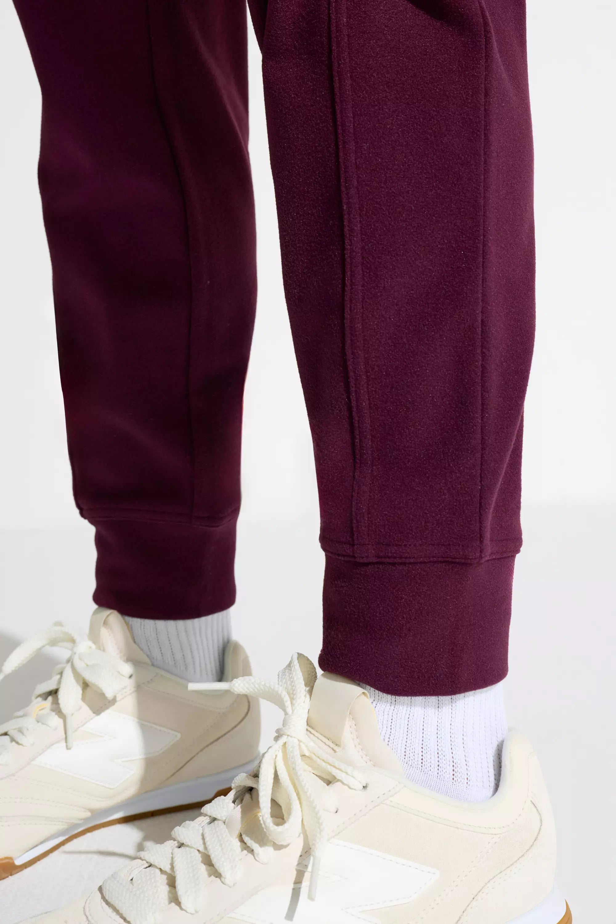 Women’s Cozy Velour Jogger - Red
