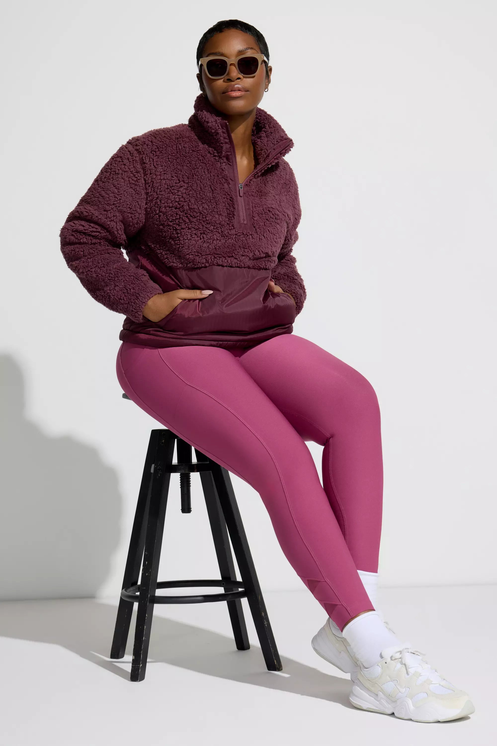 The Active Stretch GRS Certified Recycled Poly Mesh Detail Legging - Violet