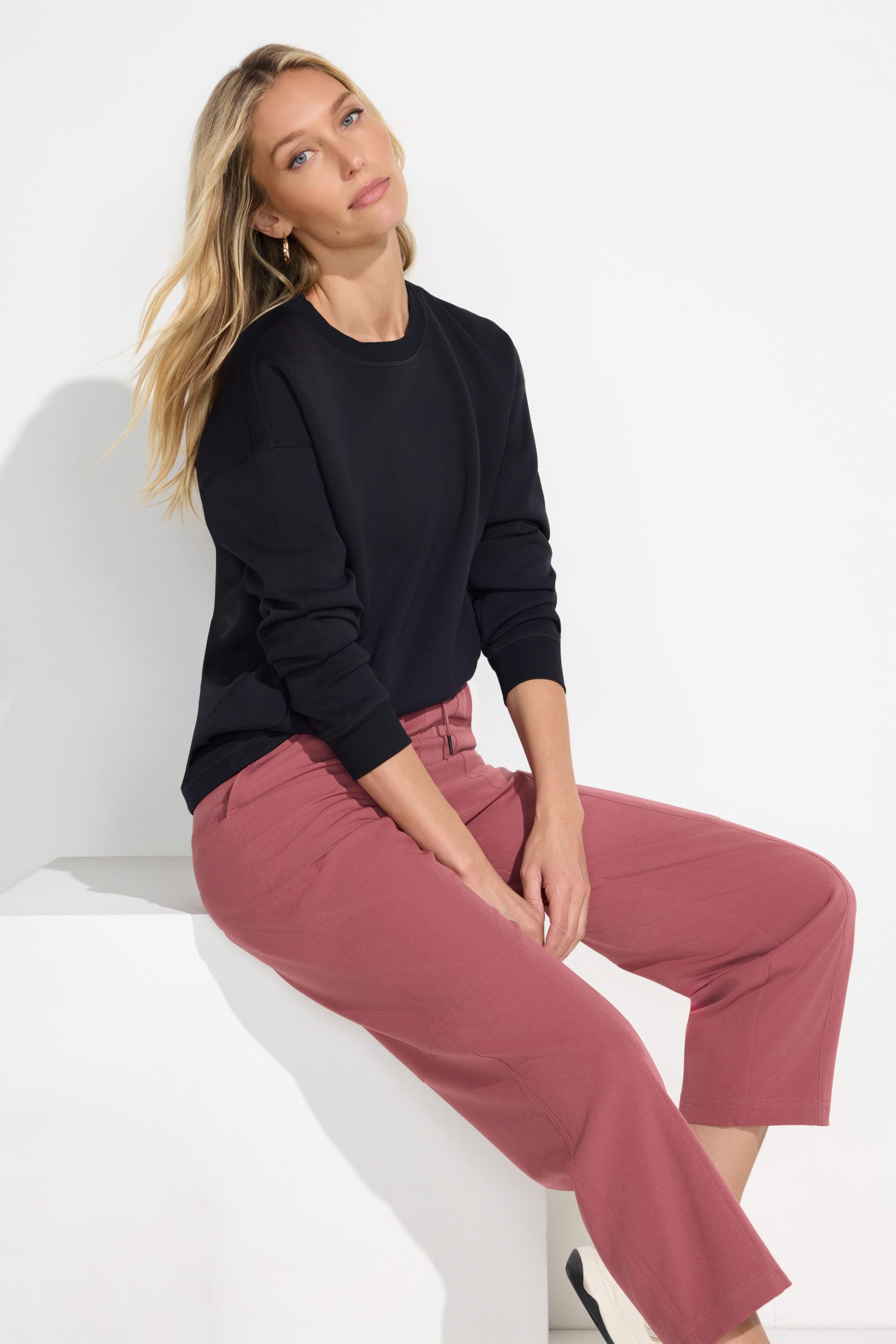The Active GRS Certified Recycled Poly Twill Pant - Dark Orchid