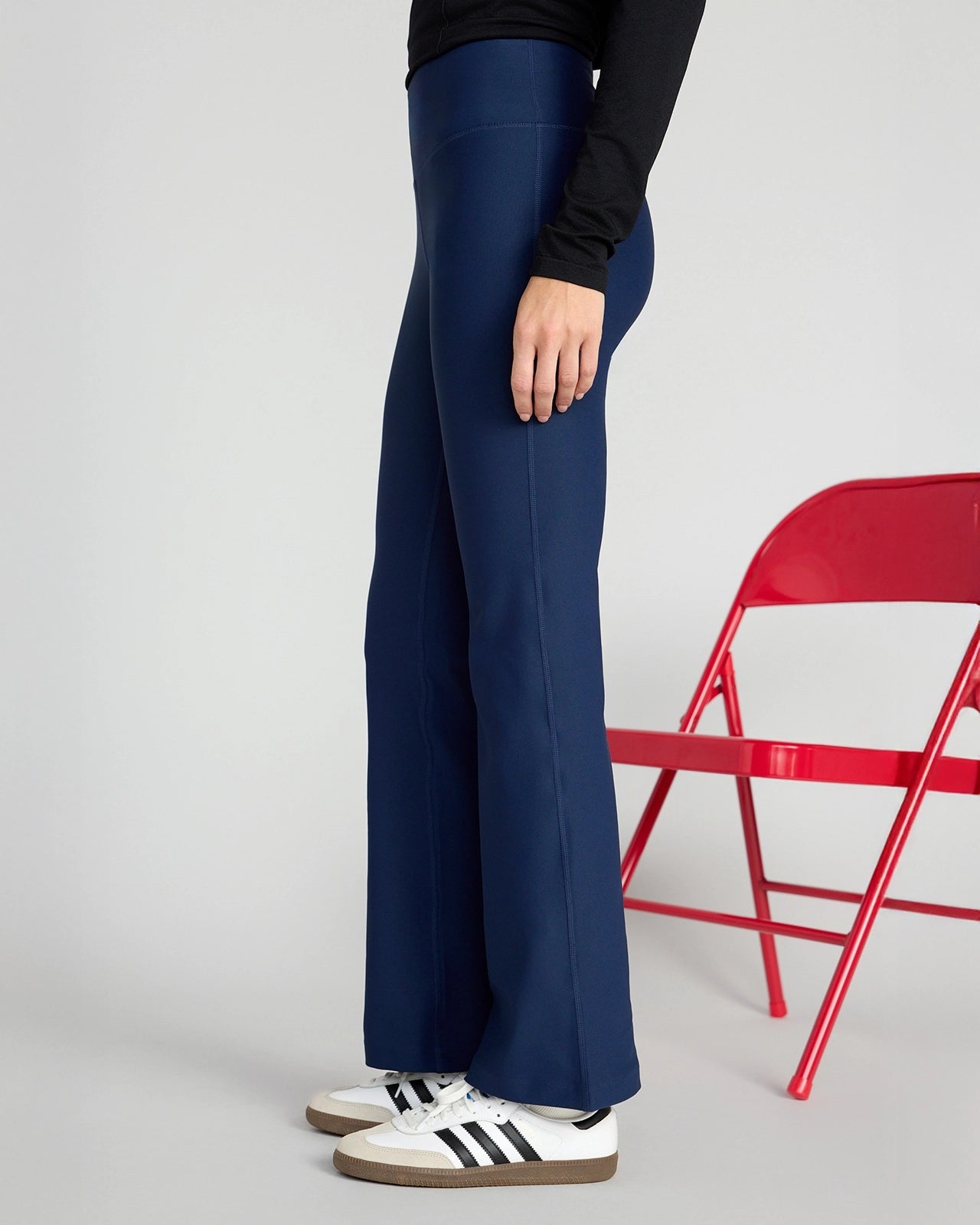 The Active GRS Certified Recycled Poly Wide Leg Yoga Pant - Navy