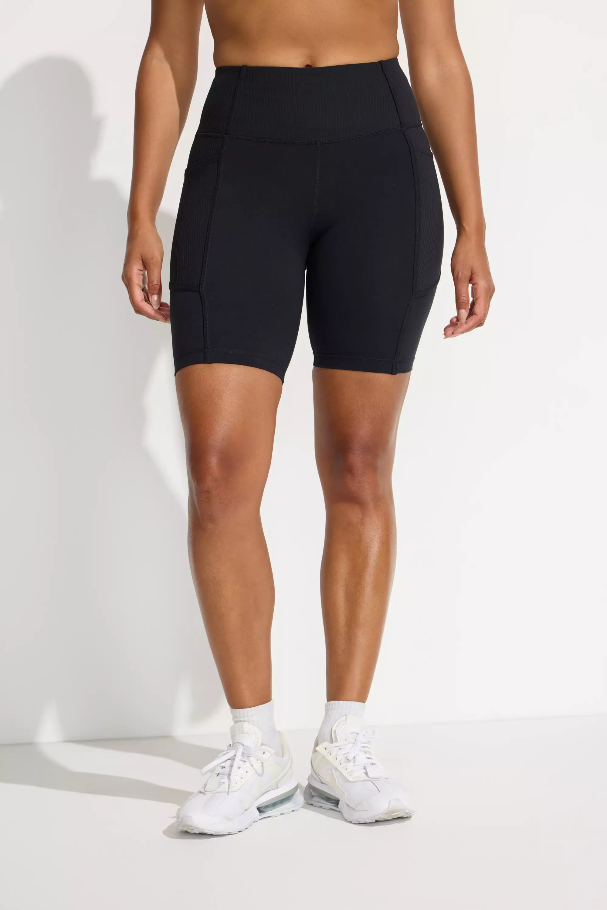 Women’s Ribbed Biker Short - Black