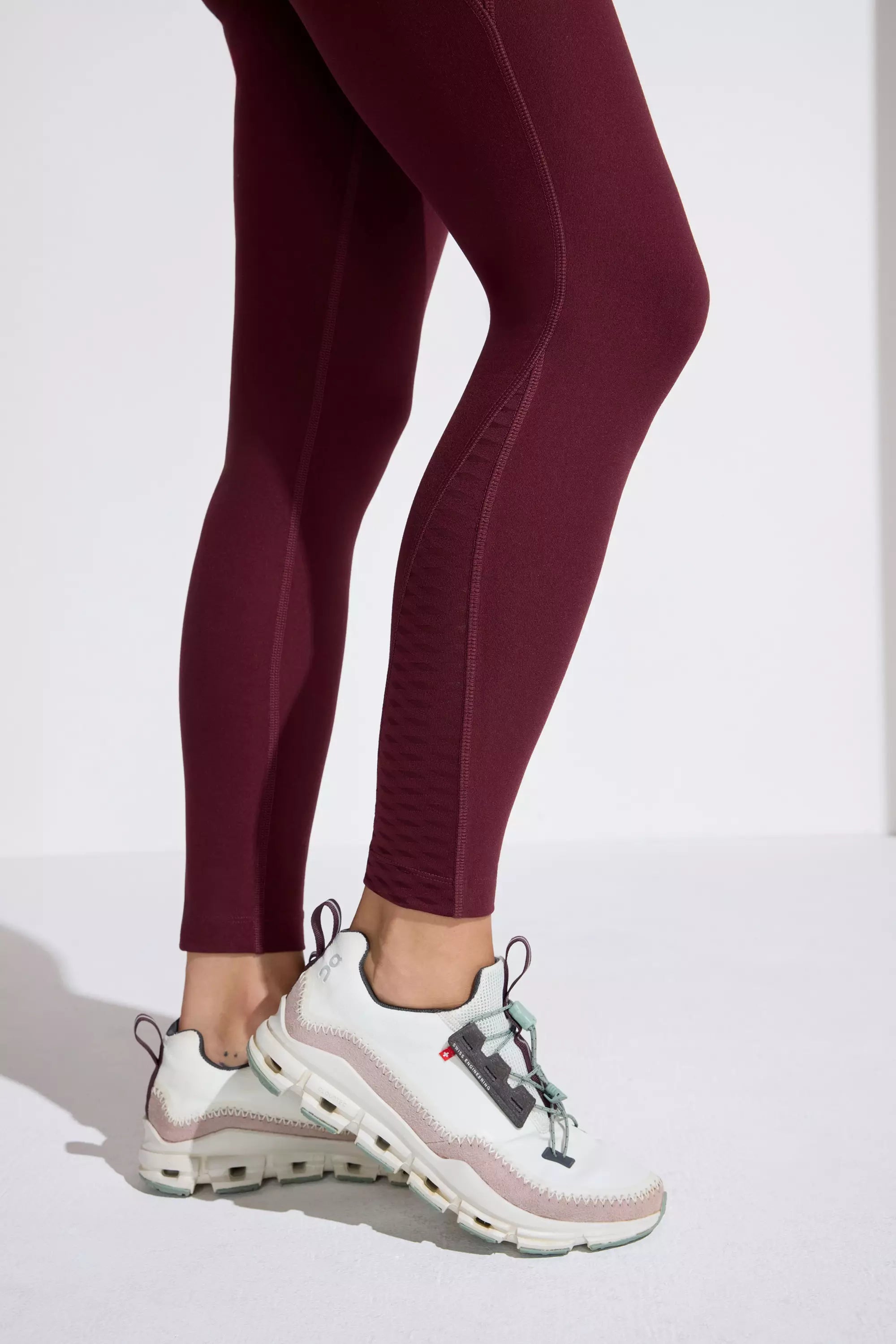 The Active Stretch GRS Certified Recycled Poly Basket Weave Legging - Red