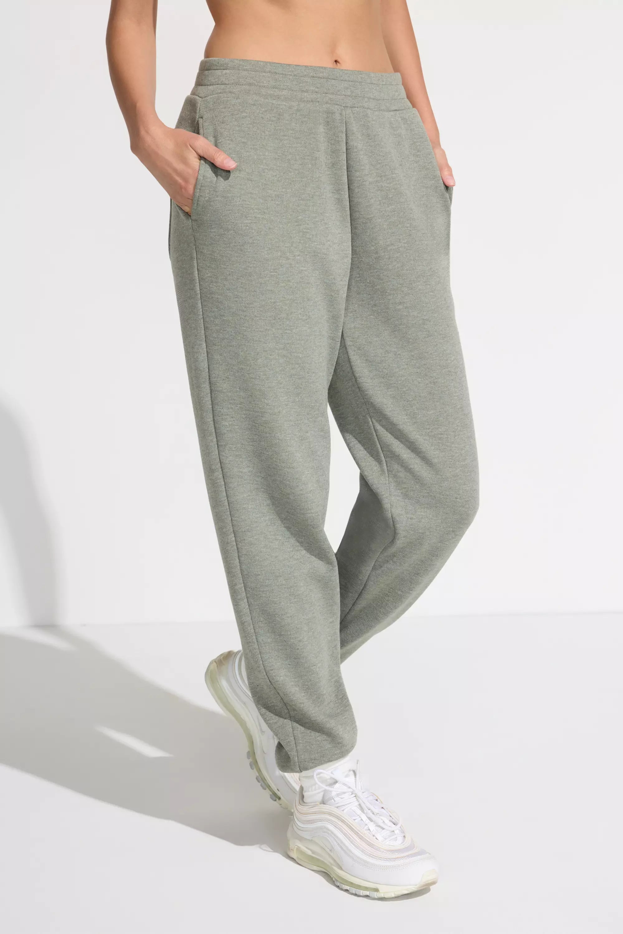 The Soft Warm GRS Certified Recycled Poly Oversized Jogger - Heather Green
