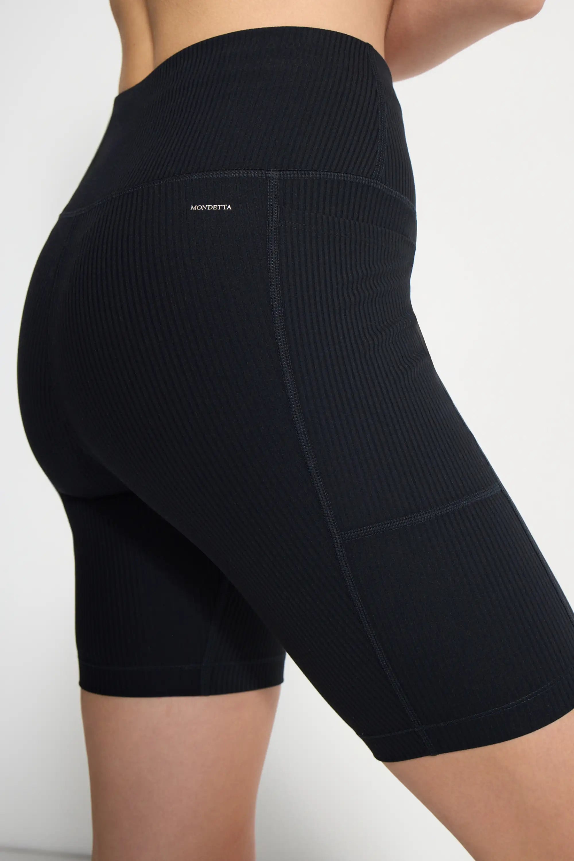 Women's Active Ribbed Biker Short - Black