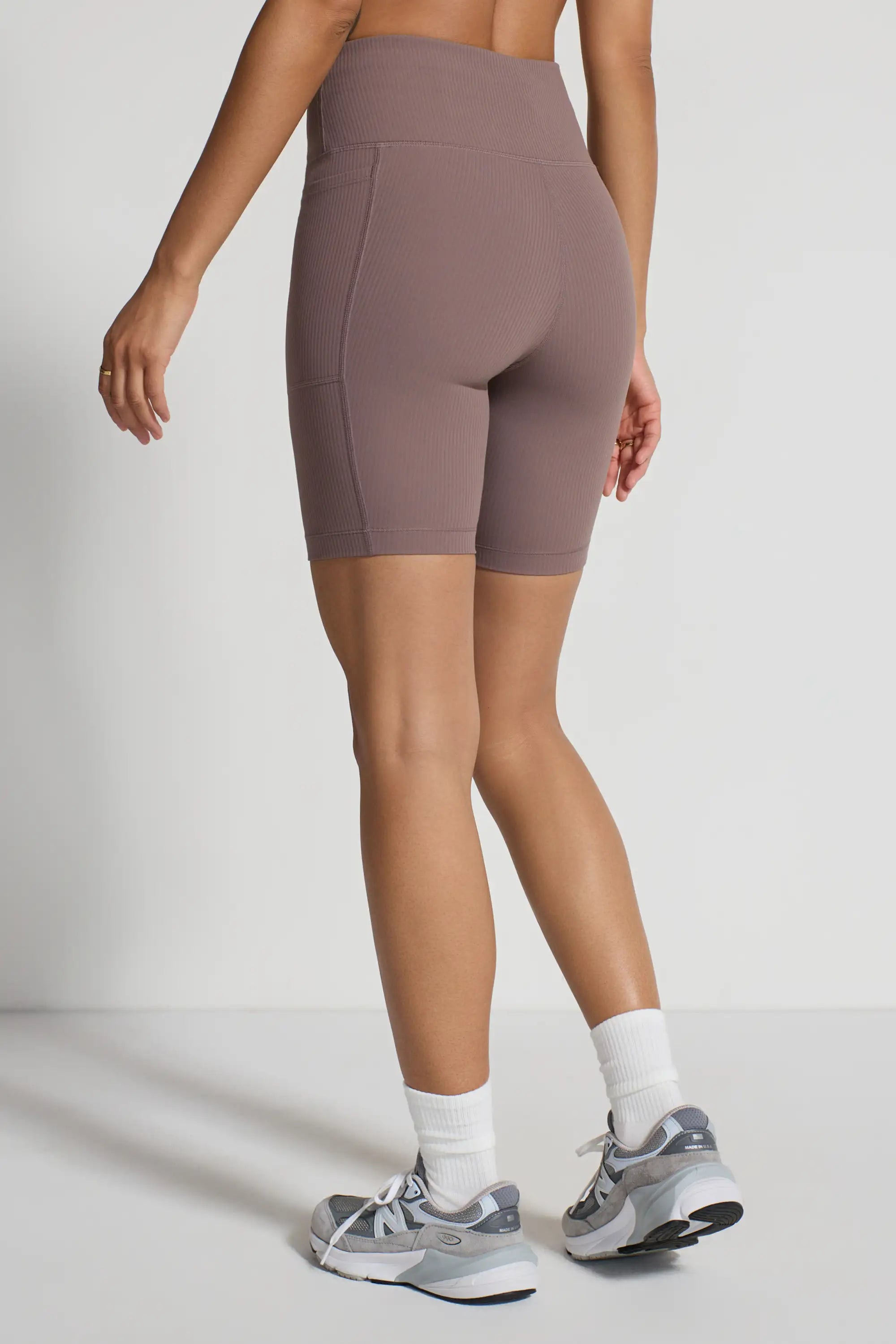 Women's Active Ribbed Biker Short - Brown