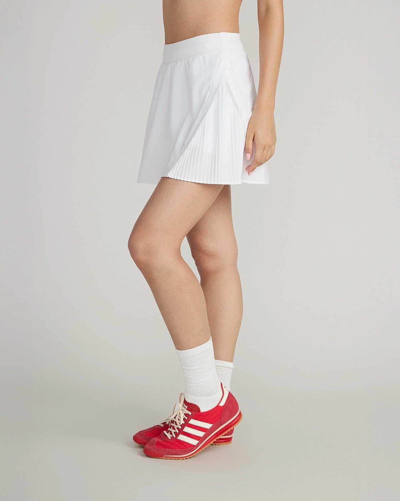 The Tennis + Golf GRS Certified Recycled Polyester Side Pleat Skort - White