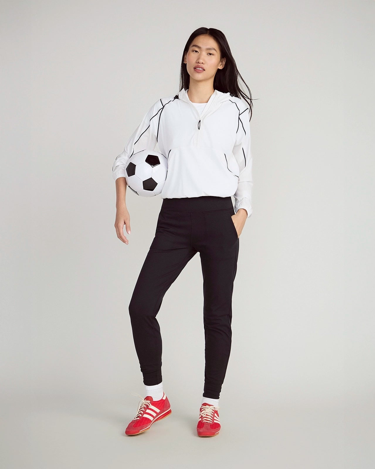The Soft Stretch GRS Certified Recycled Polyester Jogger - Black
