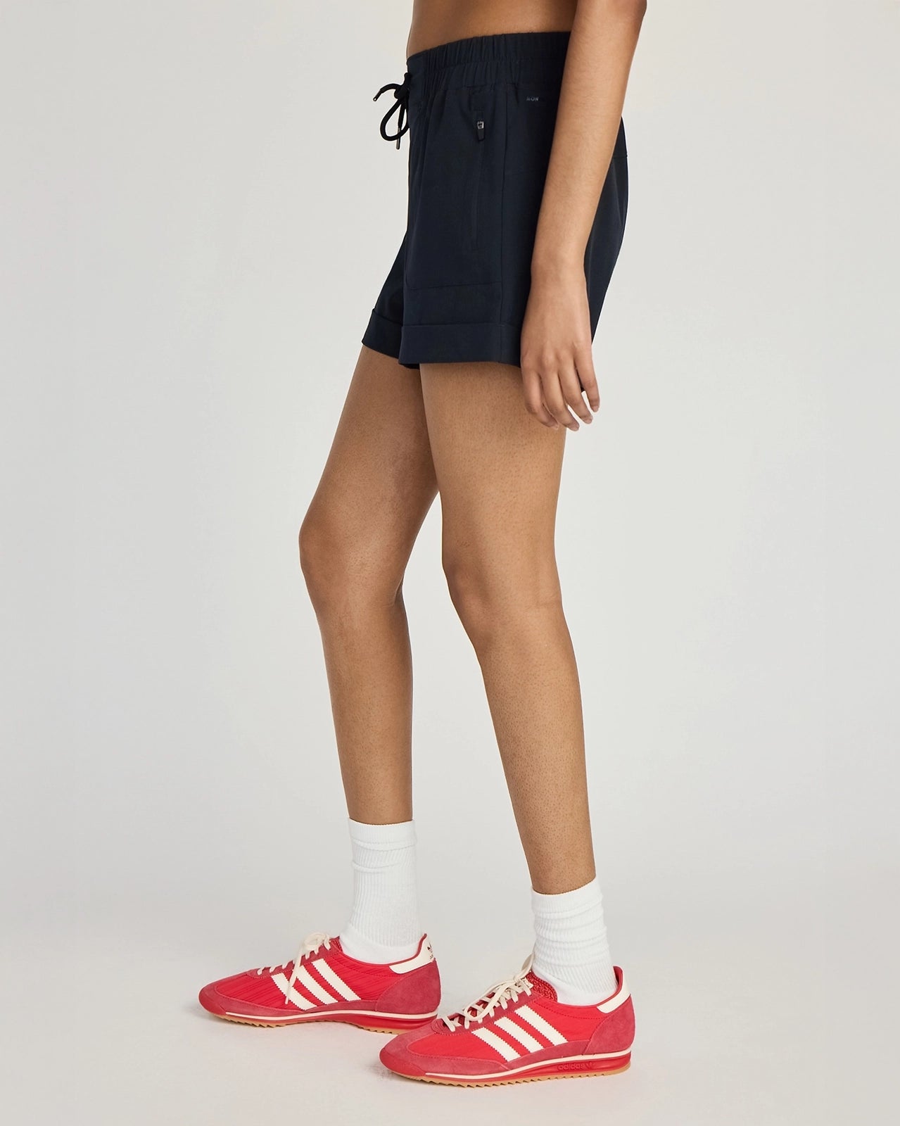 The Lightweight GRS Certified Recycled Poly All-Day 6" Short - Black