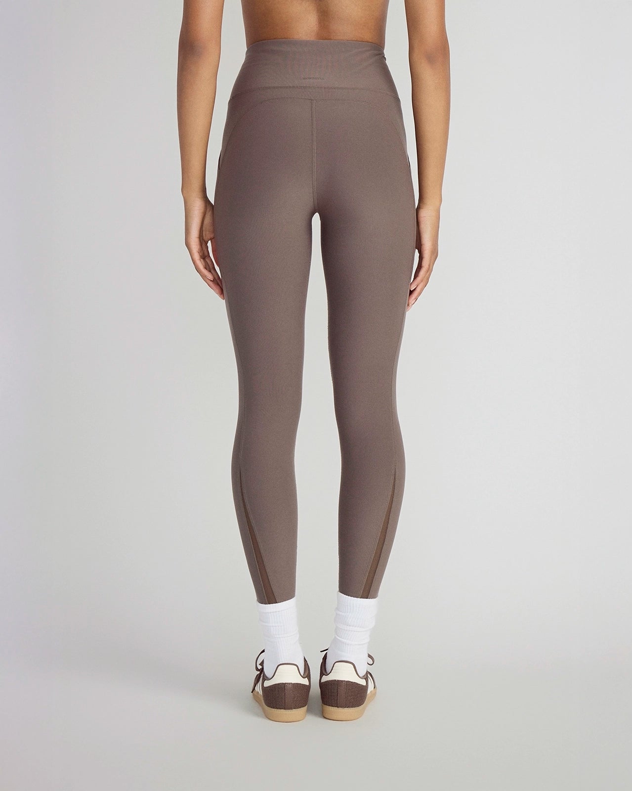 The Active Stretch GRS Certified Recycled Poly Mesh Panel Legging - Morel Taupe