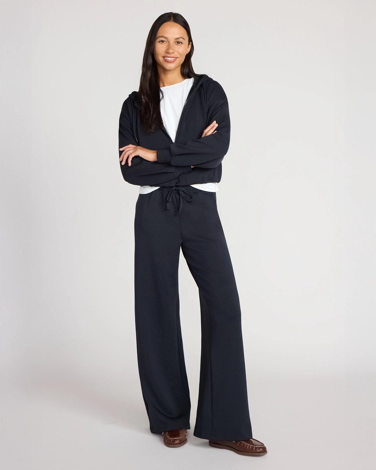 The Light Stretch GRS Certified Recycled Poly + TENCEL™ Modal Wide Leg Pant - Black