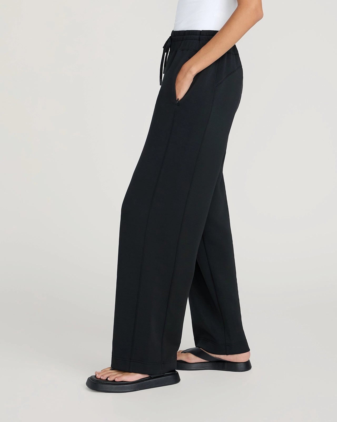 The Soft Luxe Tech Fleece Wide Leg Pant - Jet Black