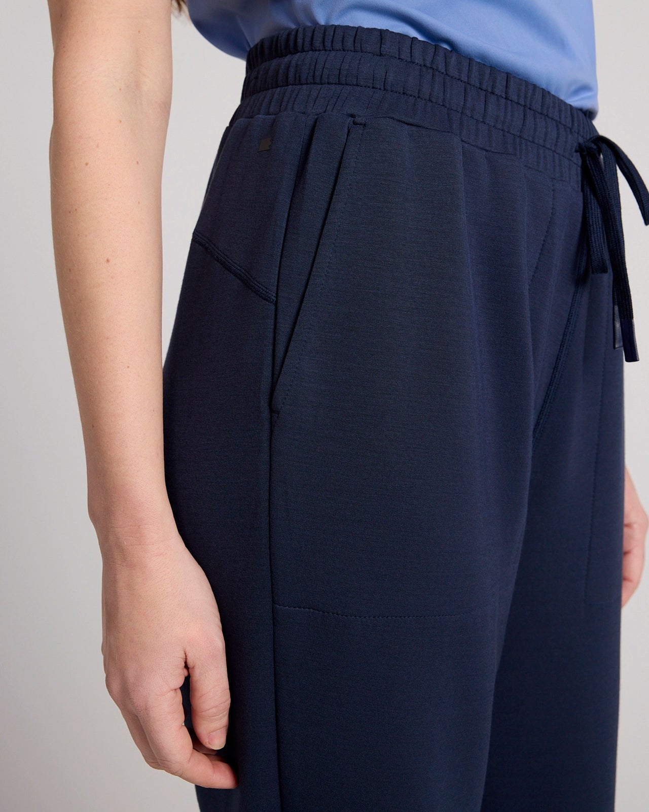 The Soft Luxe GRS Certified Recycled Poly TENCEL™ Modal Tech Fleece Capri - Navy Blazer