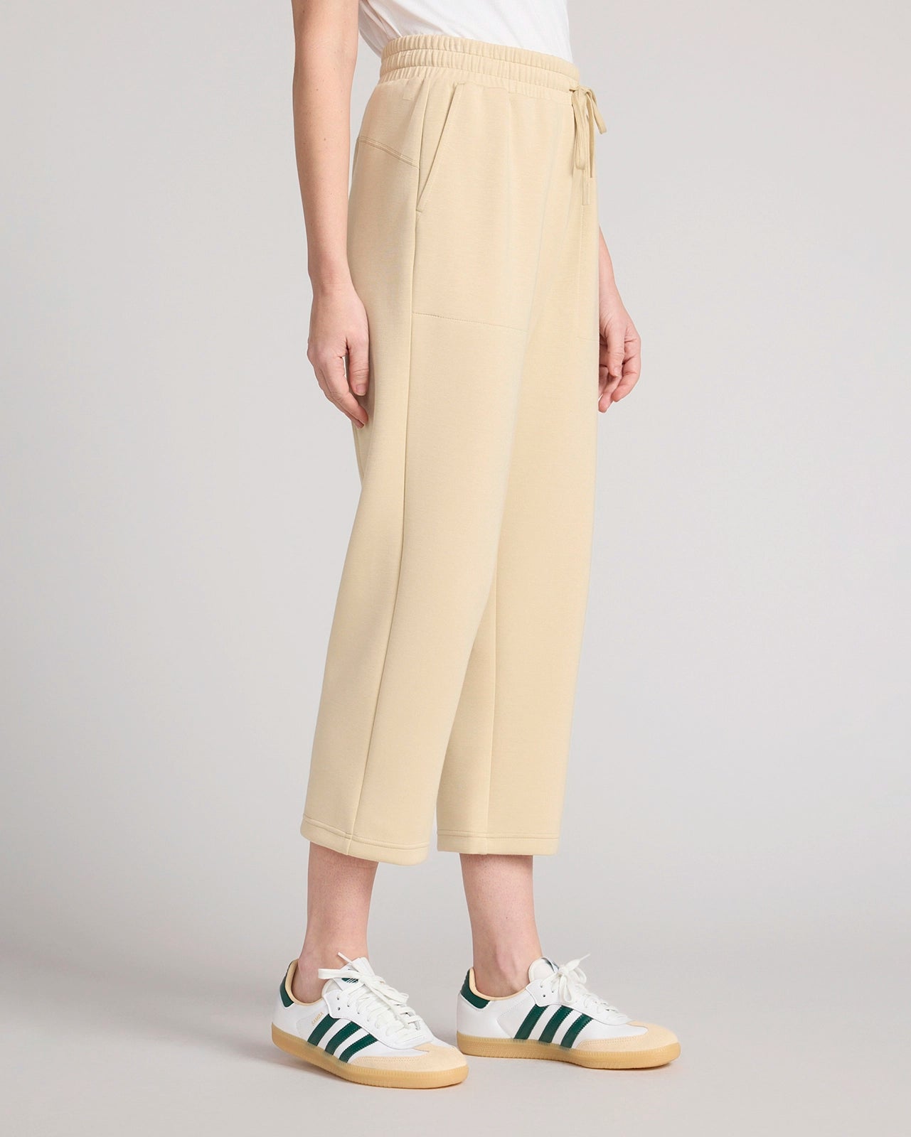 The Soft Luxe GRS Certified Recycled Poly TENCEL™ Modal Tech Fleece Capri - Brown Rice