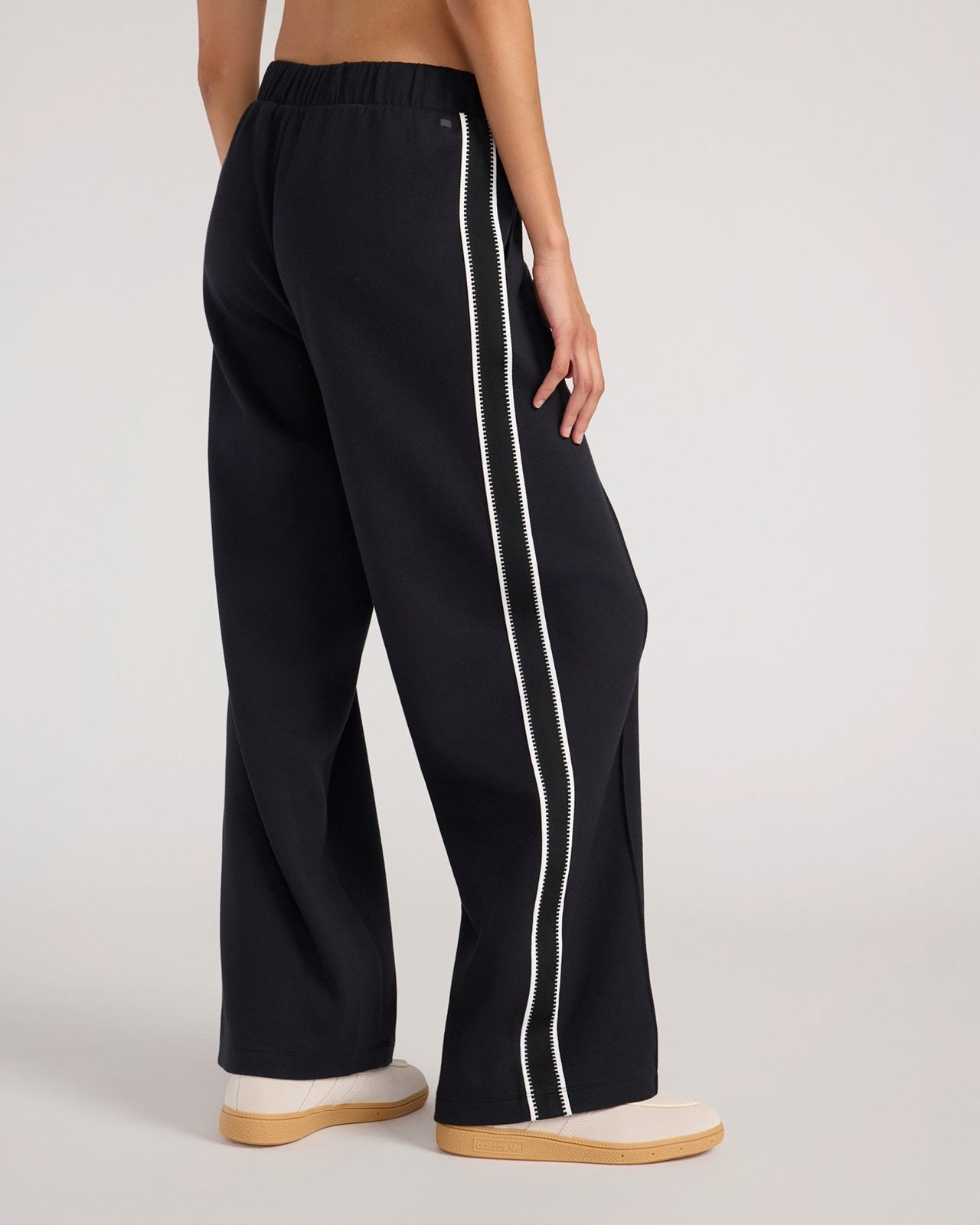 The Soft Luxe Organic Cotton Wide Leg Pant - Black
