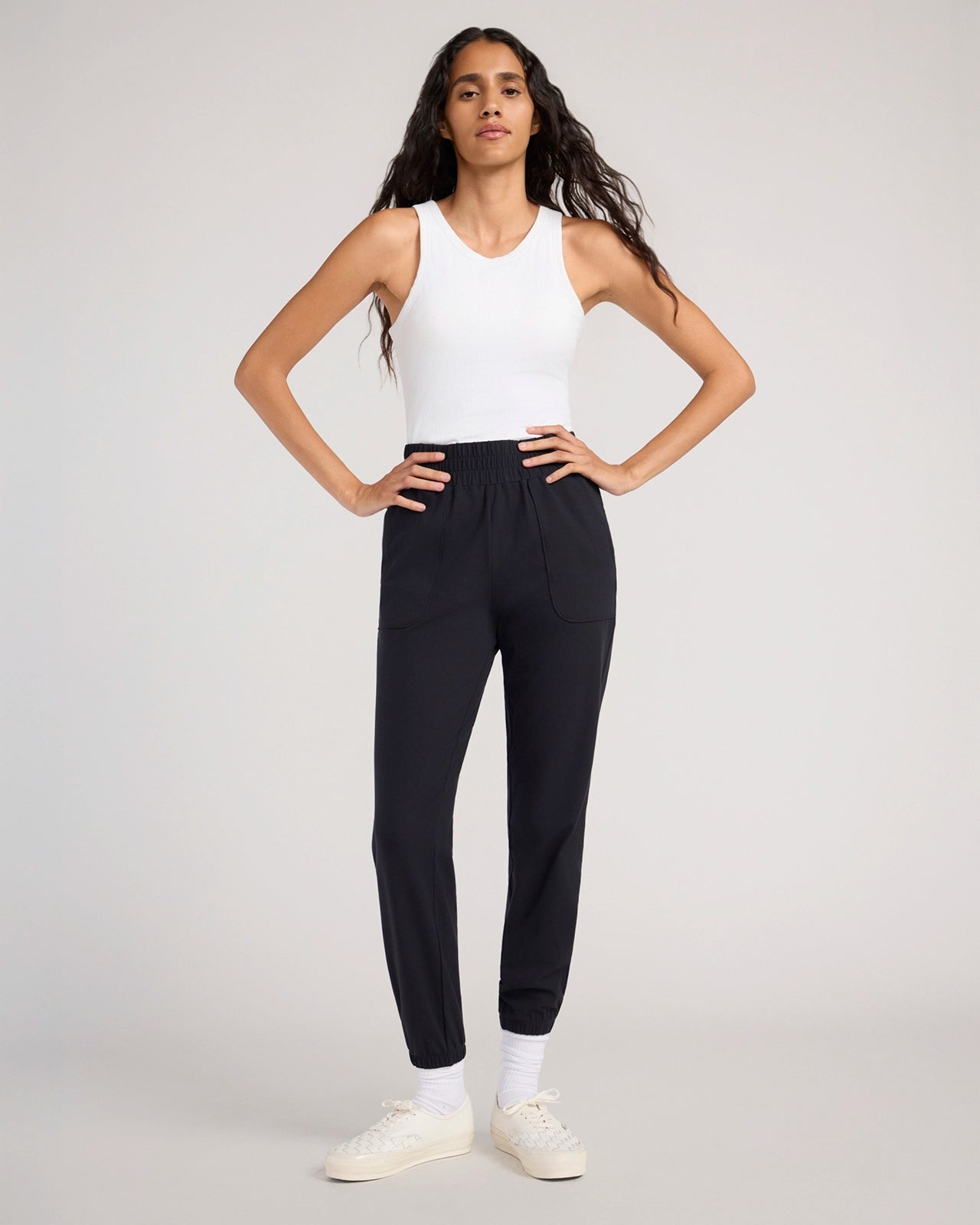 The Soft Stretch Peached Relaxed Jogger - Black