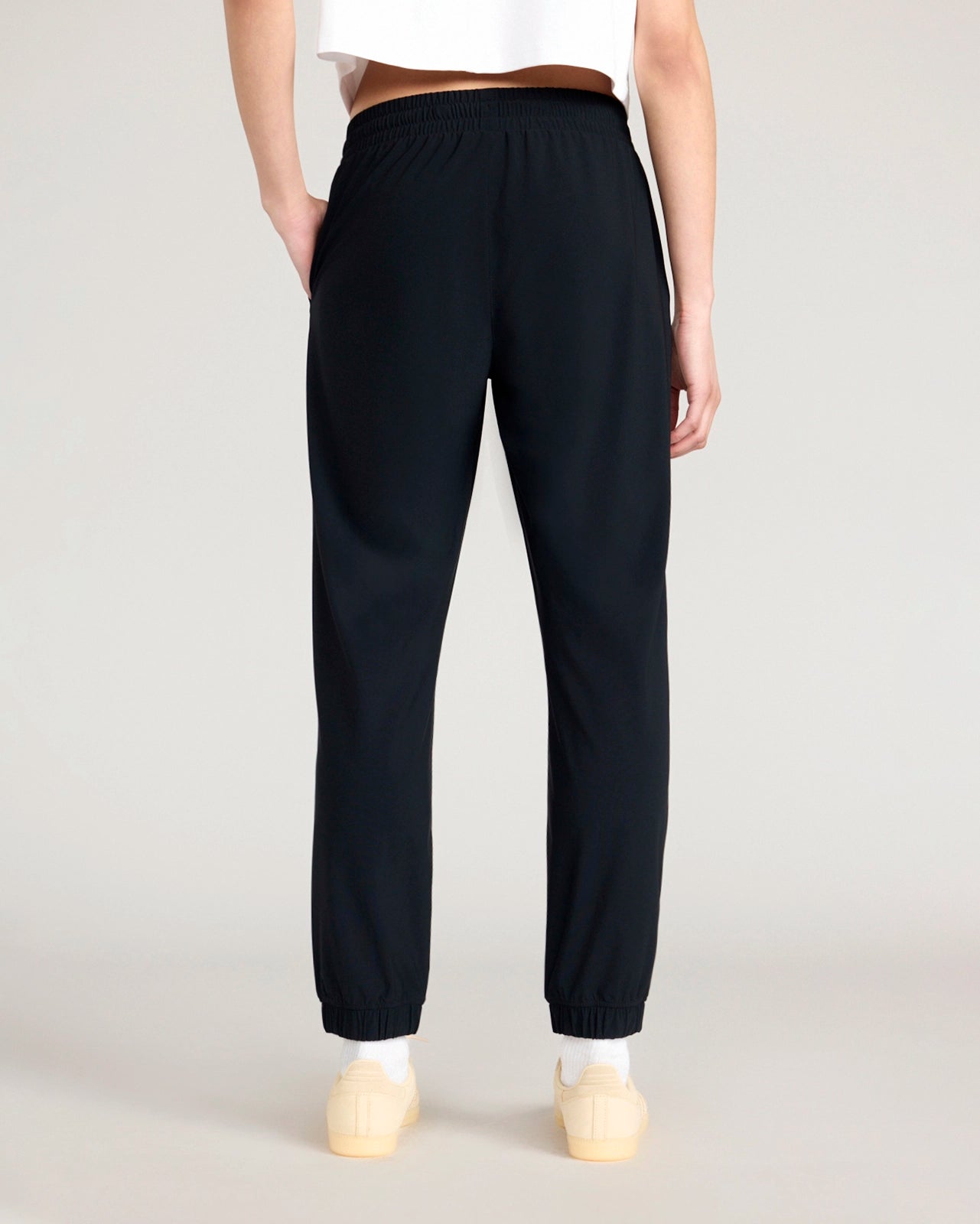 The Active Warp Knit Jogger - Black