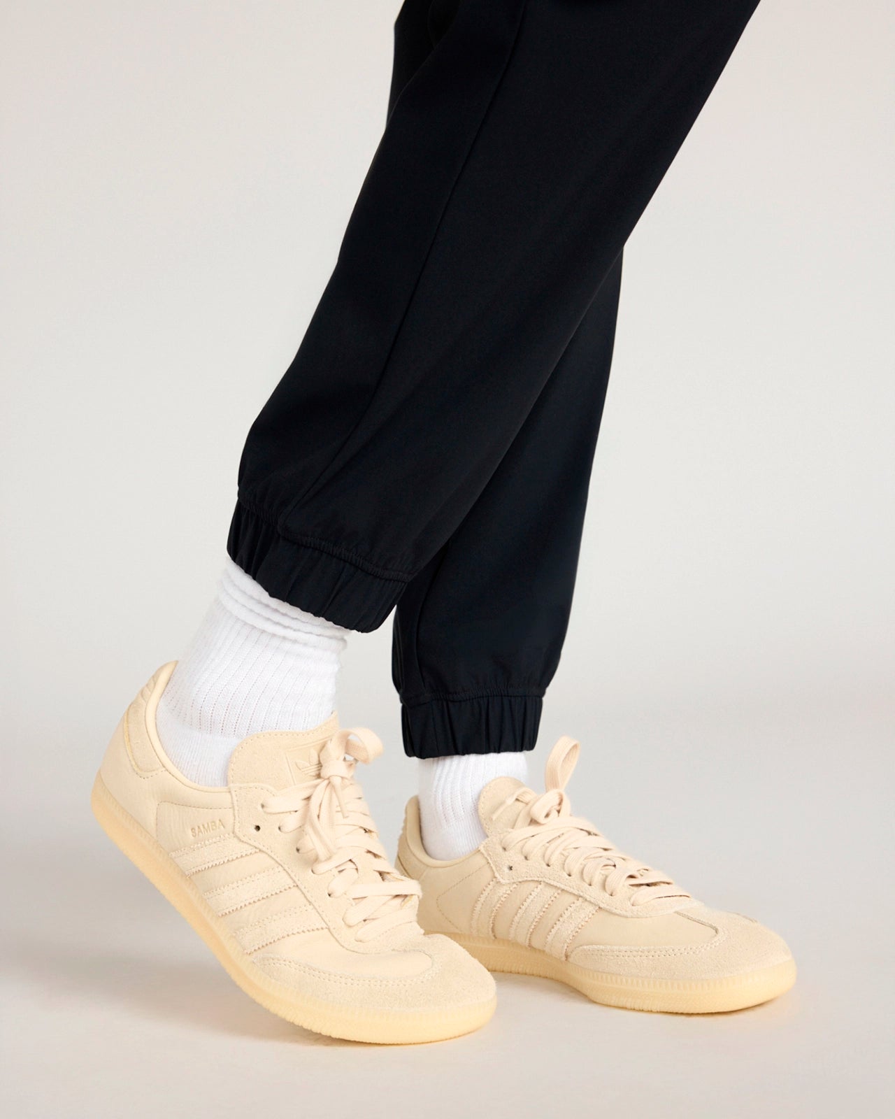 The Active Warp Knit Jogger - Black