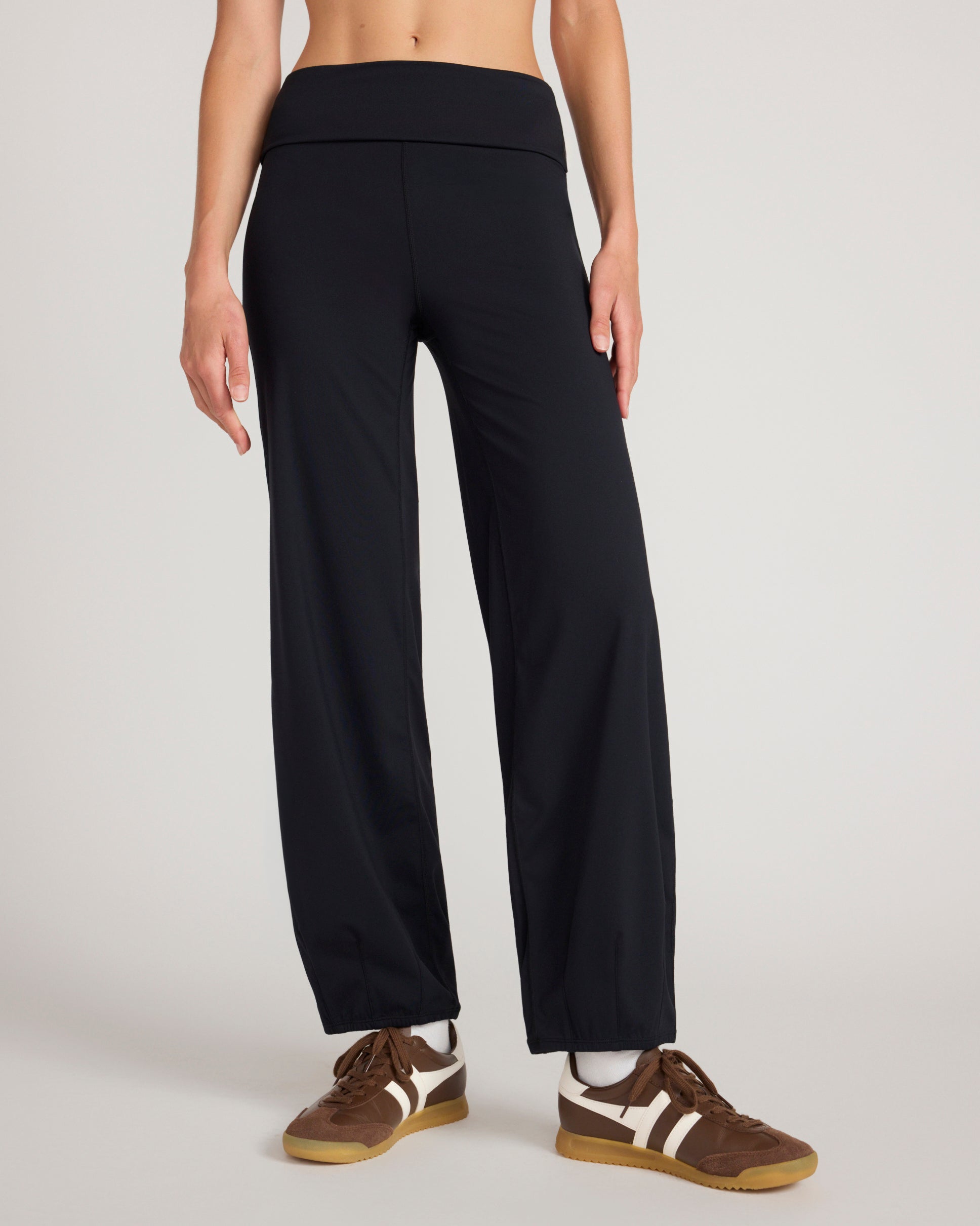 The Active Bubble Hem Pant - Black