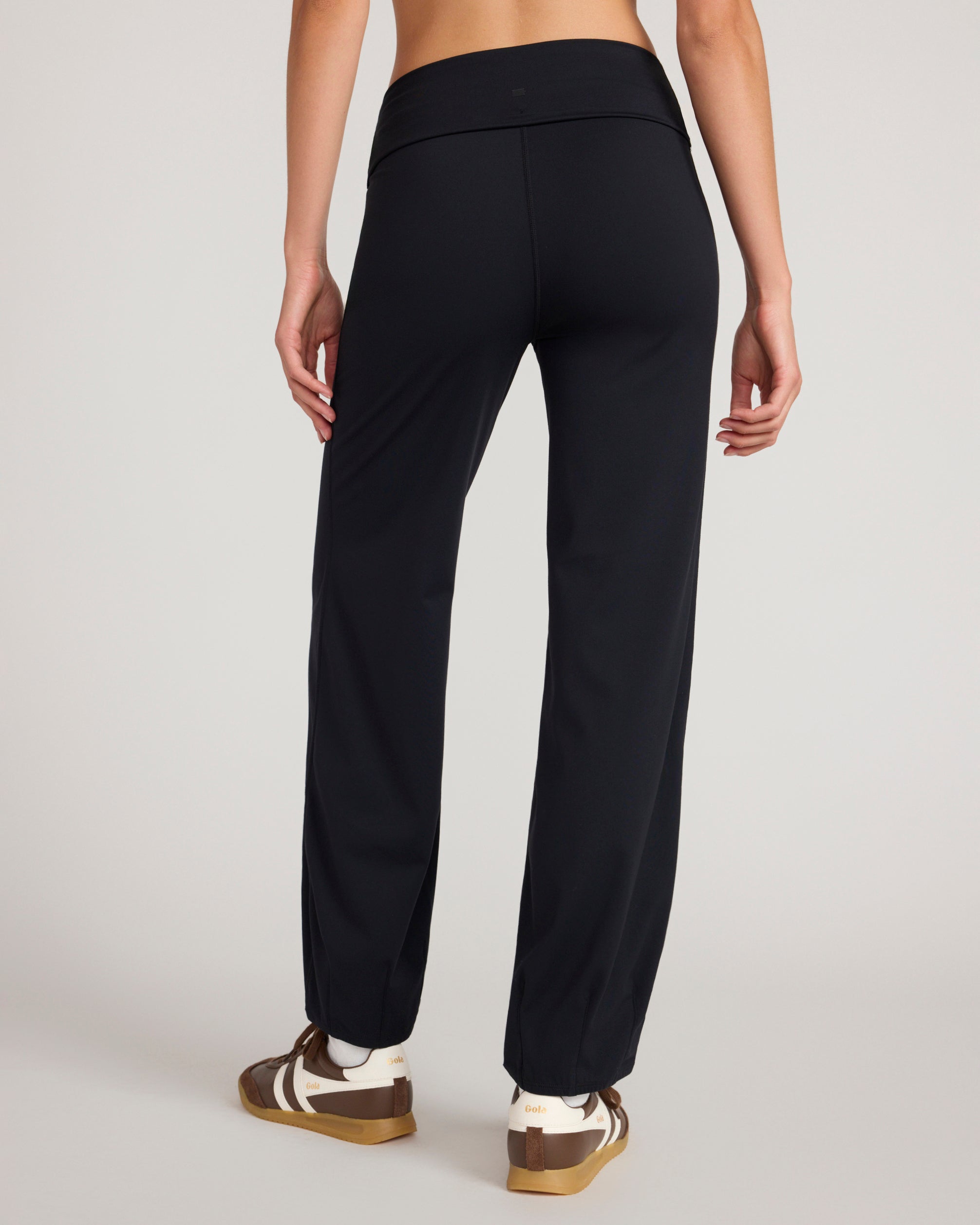 The Active Bubble Hem Pant - Black