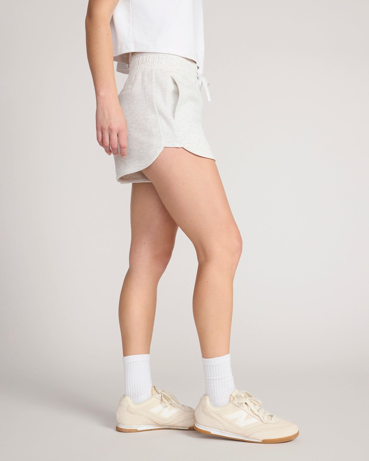 The Soft Luxe Short - Heather Cloud White