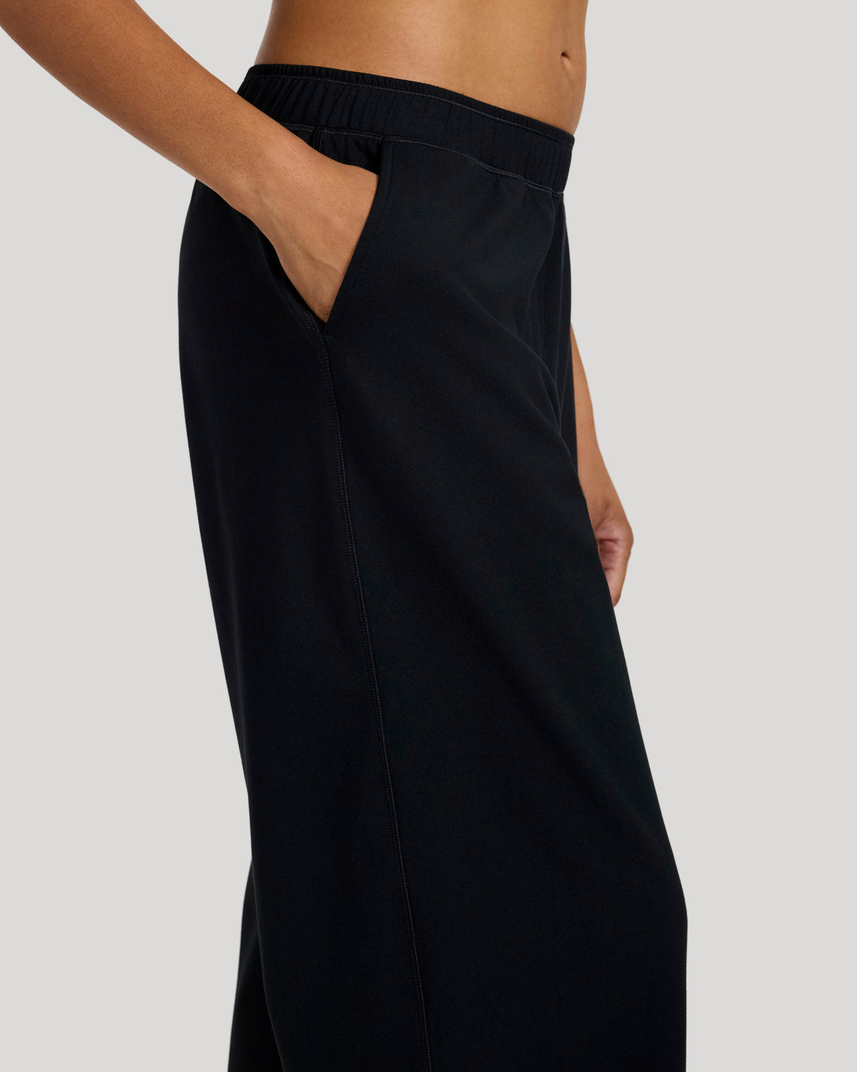 The Active Ultra Soft Stretch Wide Leg Pant - Black