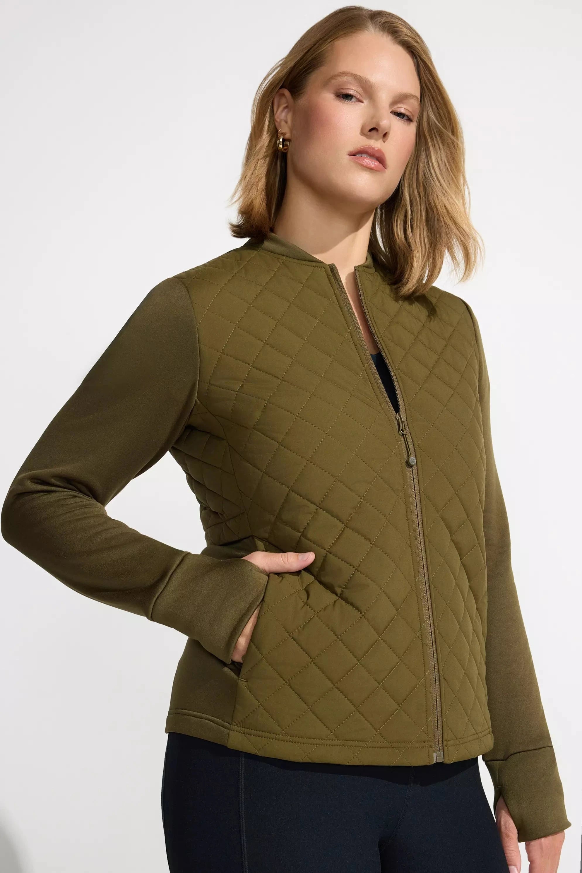 The Diamond Quilted Hybrid Jacket - Dark Olive
