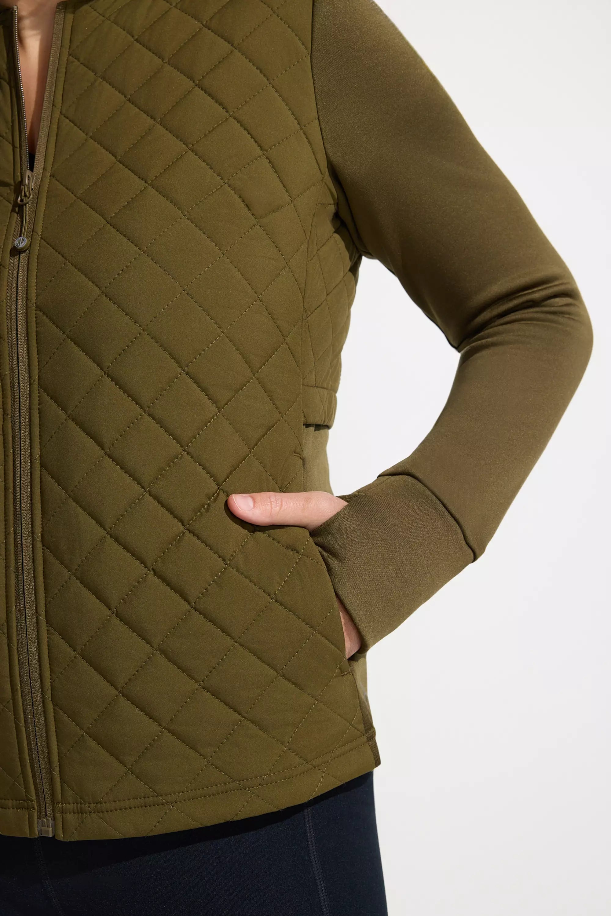 The Diamond Quilted Hybrid Jacket - Dark Olive