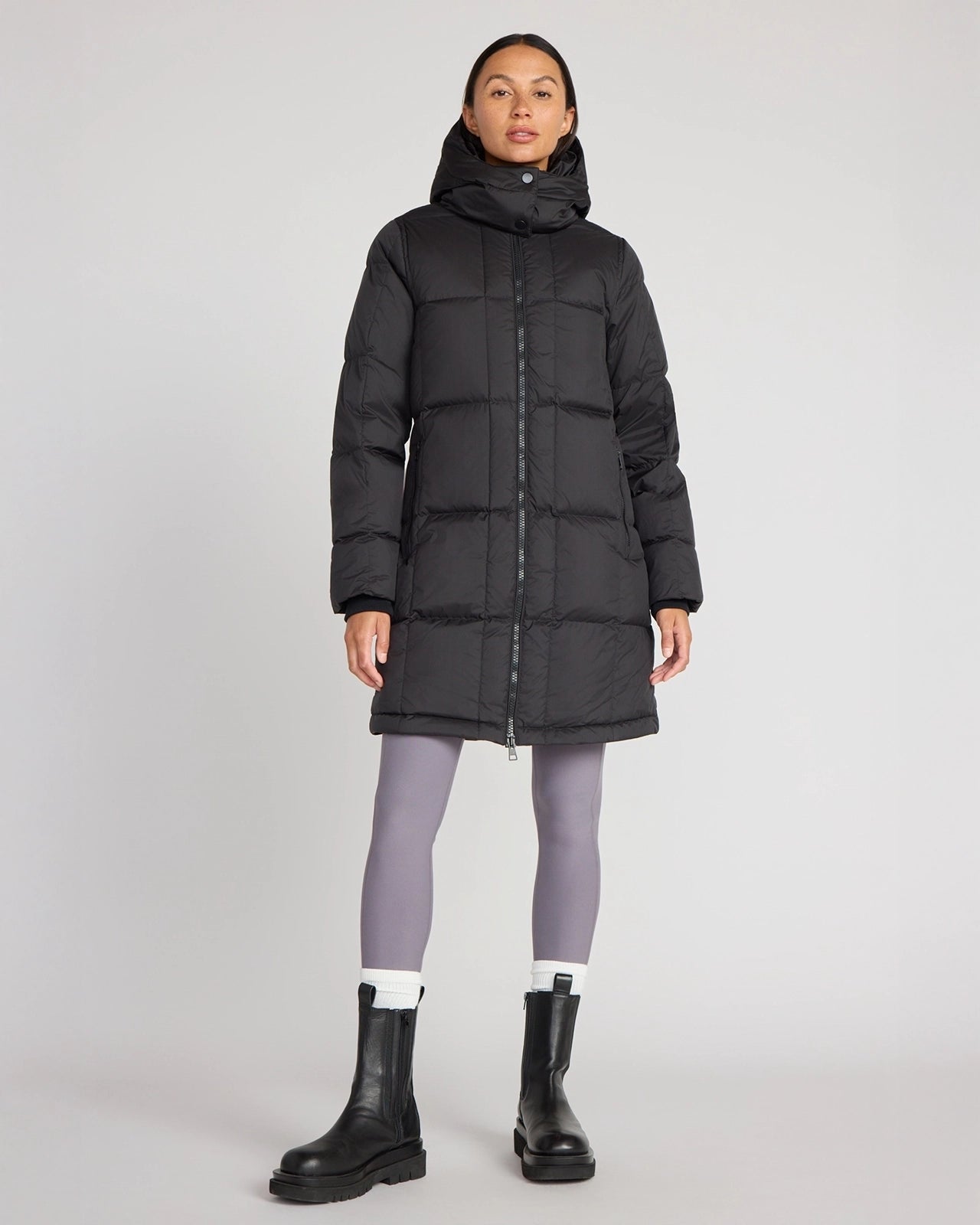 The RDS 700 Fill Power GRS Certified Recycled Poly Square-Quilted Parka - Black