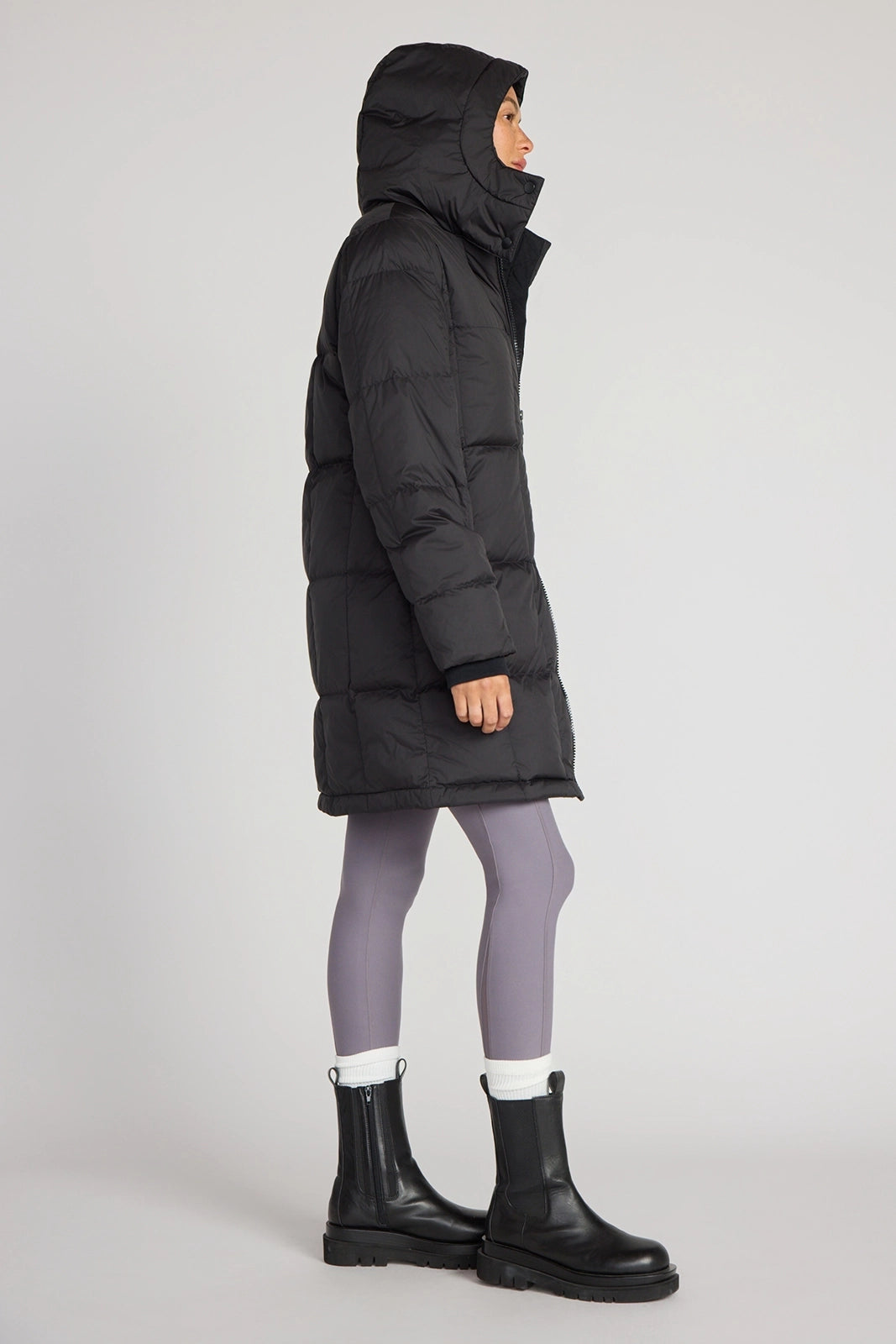 The RDS 700 Fill Power GRS Certified Recycled Poly Square-Quilted Parka - Black