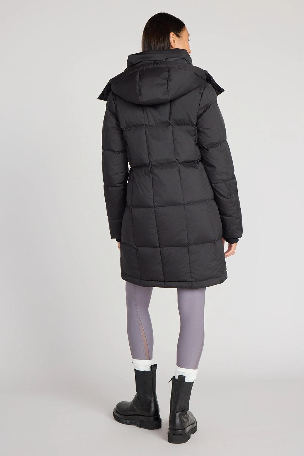 The RDS 700 Fill Power GRS Certified Recycled Poly Square-Quilted Parka - Black