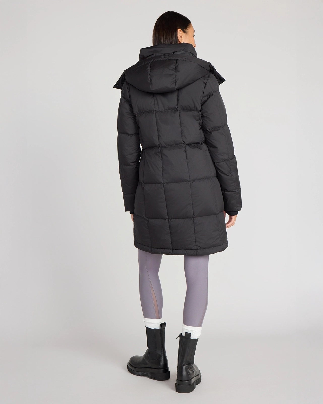 The RDS 700 Fill Power GRS Certified Recycled Poly Square-Quilted Parka - Black