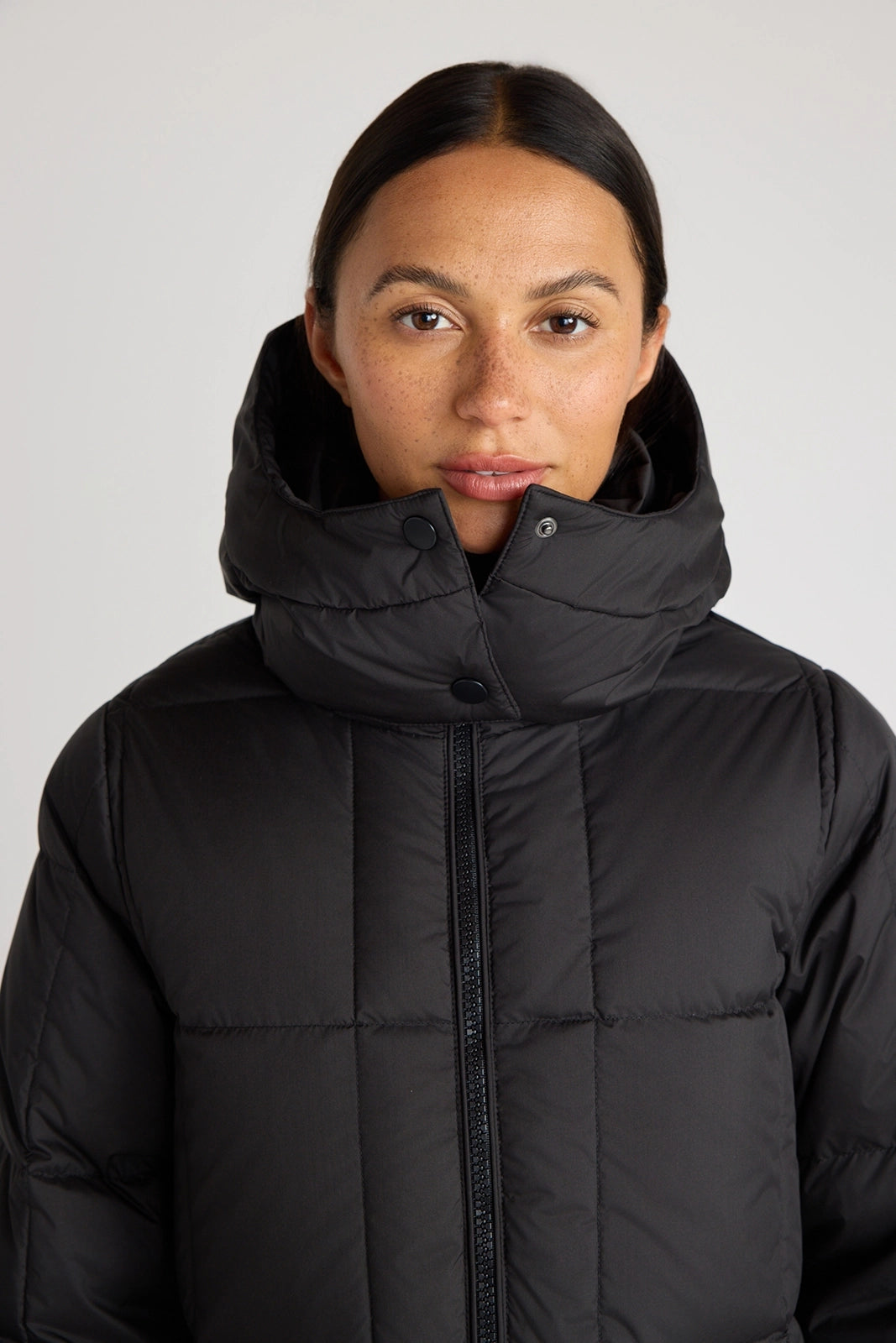 The RDS 700 Fill Power GRS Certified Recycled Poly Square-Quilted Parka - Black