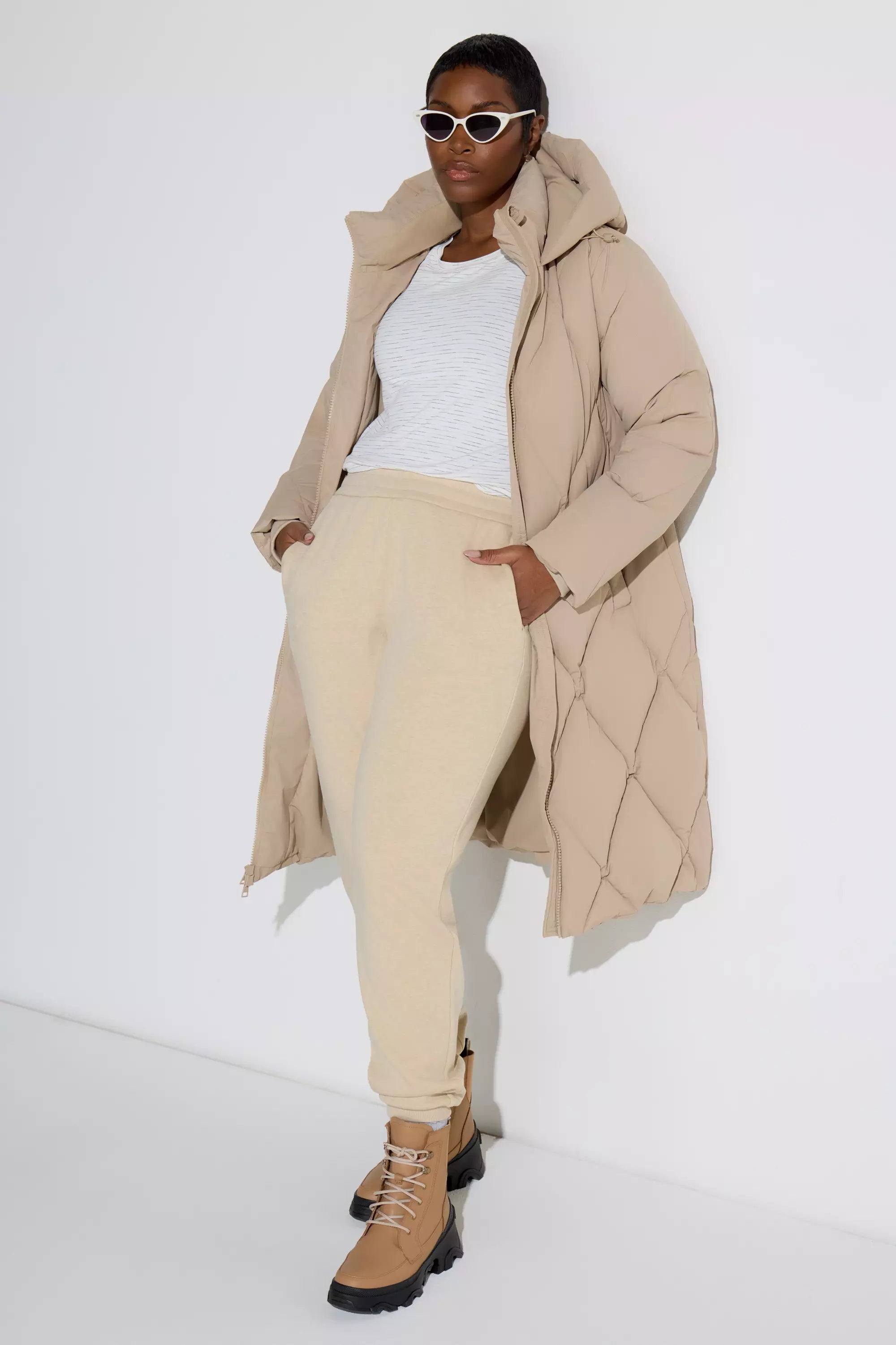 Women’s Diamond Quilt Long Down Parka - Cream