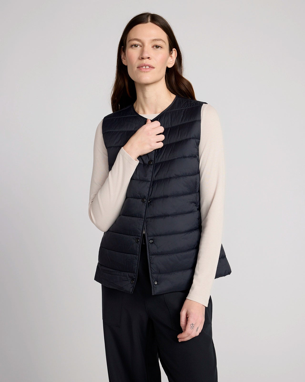 The Travel GRS Certified Recycled Poly Packable Vest - Black