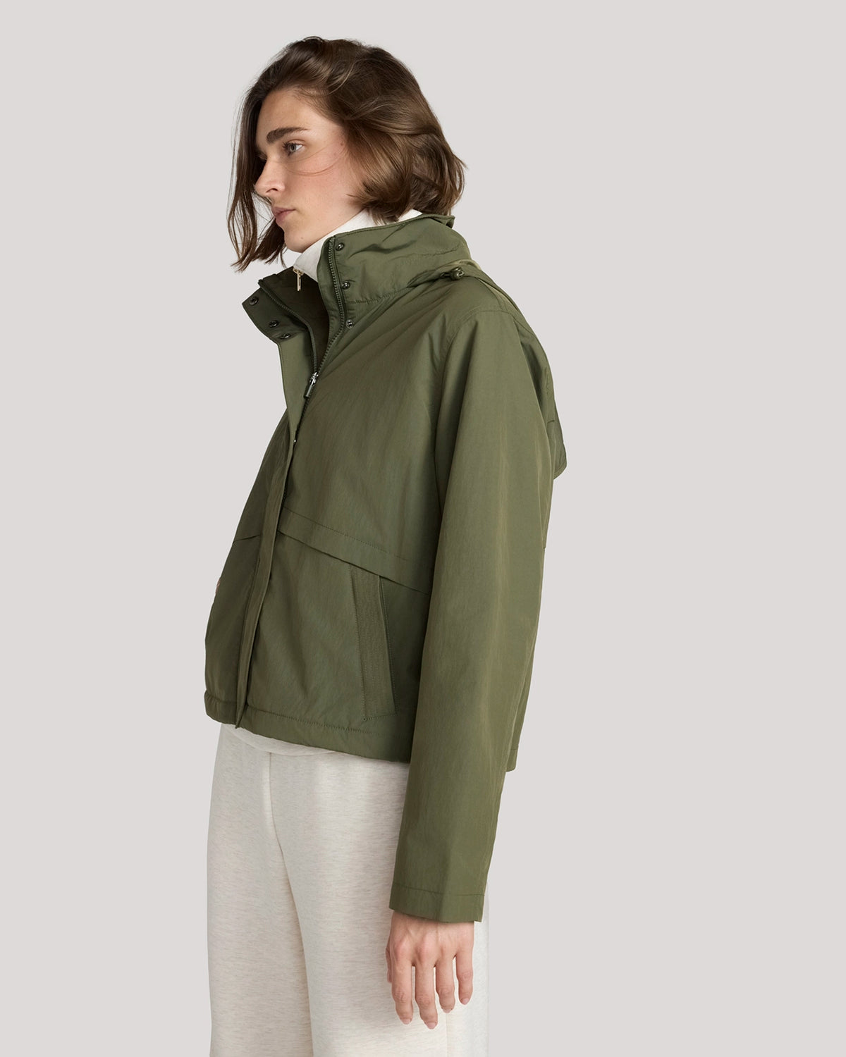 The Travel Outdoor Short Jacket - Kalamata Green