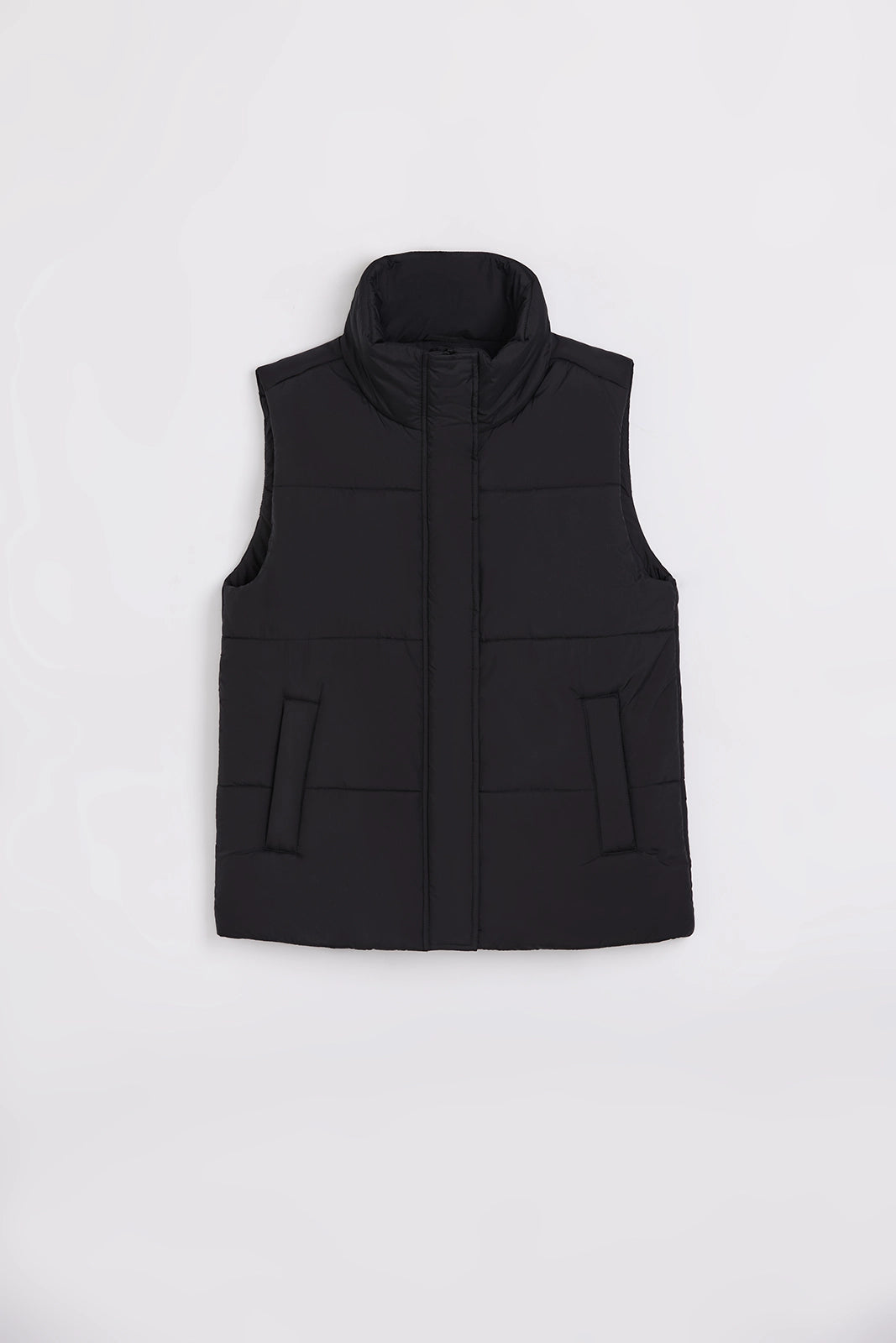 The Travel Puffer Vest - Black