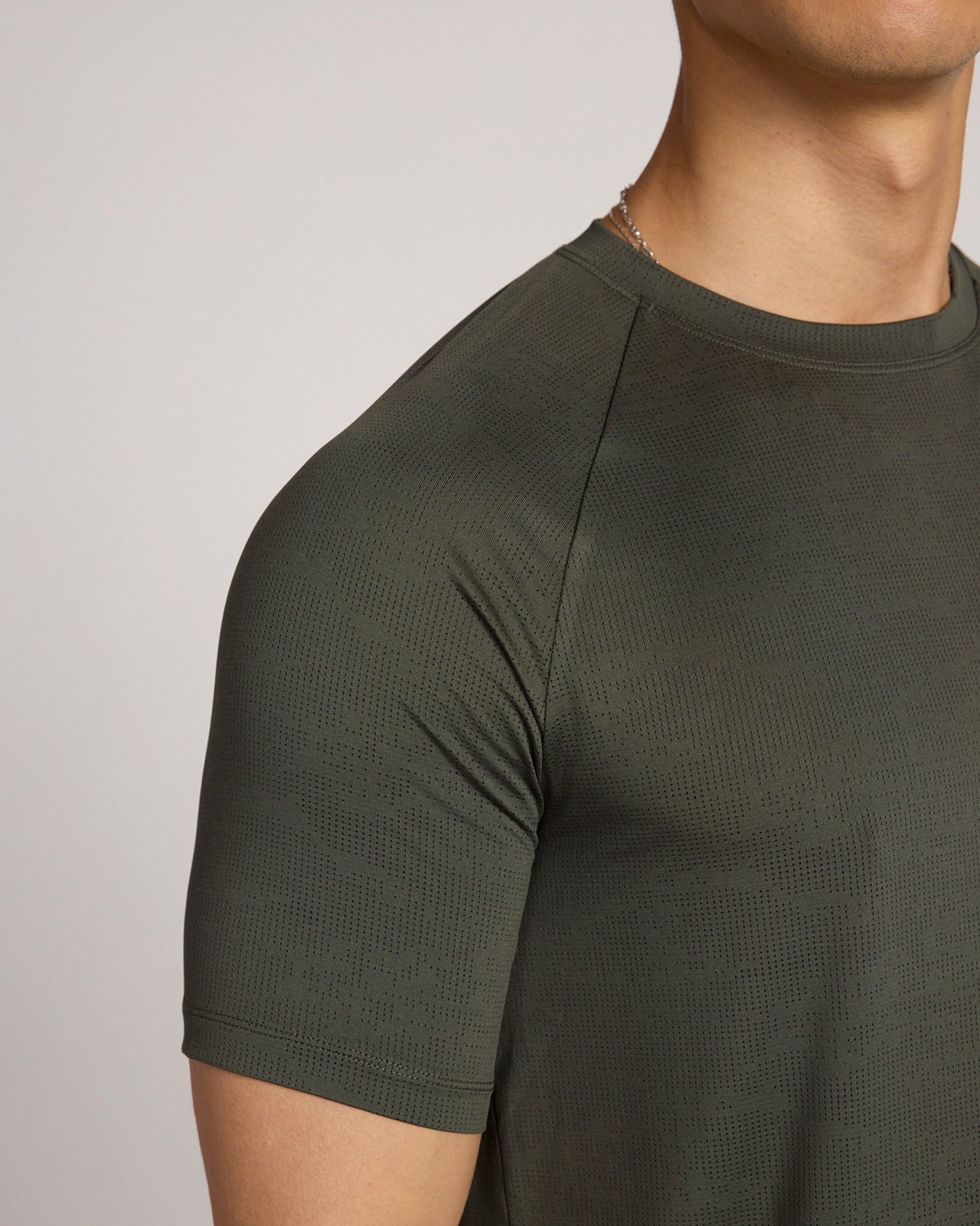 The Active Jacquard Raglan Performance Tee - Kambaba Green