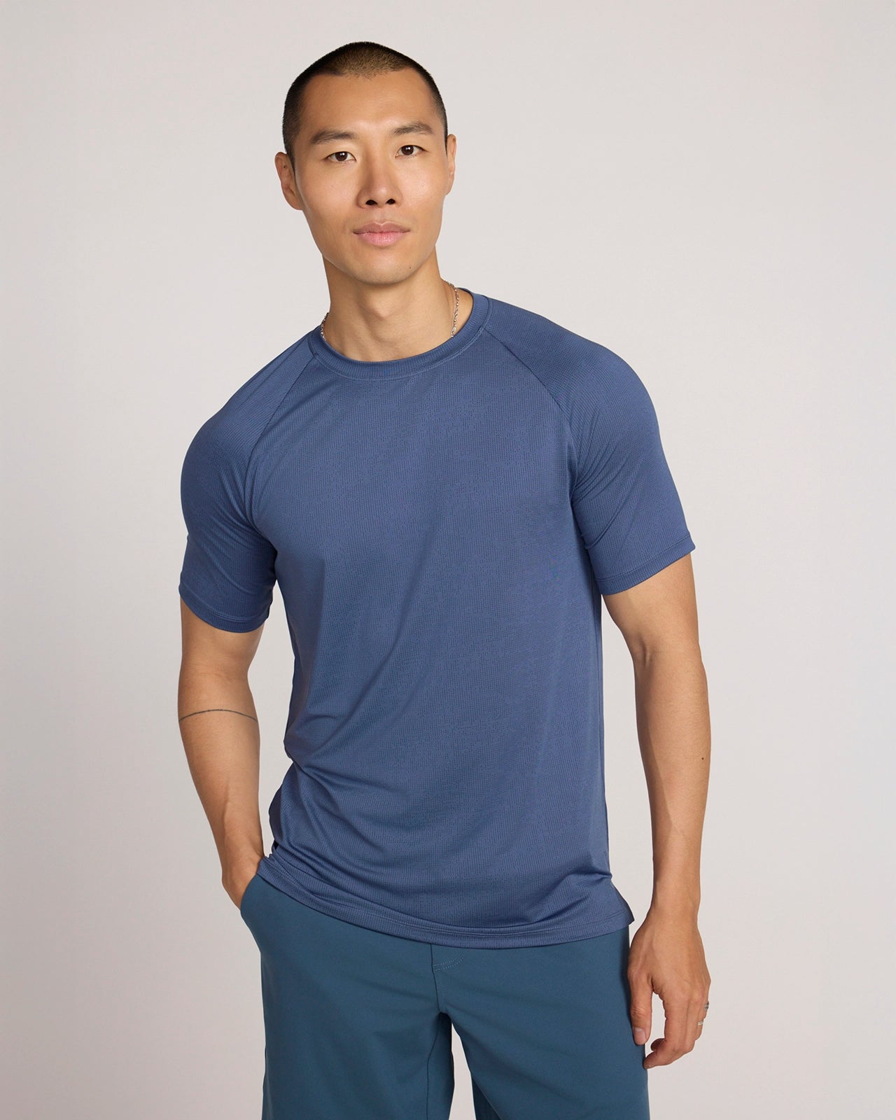 The Active Jacquard Raglan Performance Tee - Vintage Indigo Navy