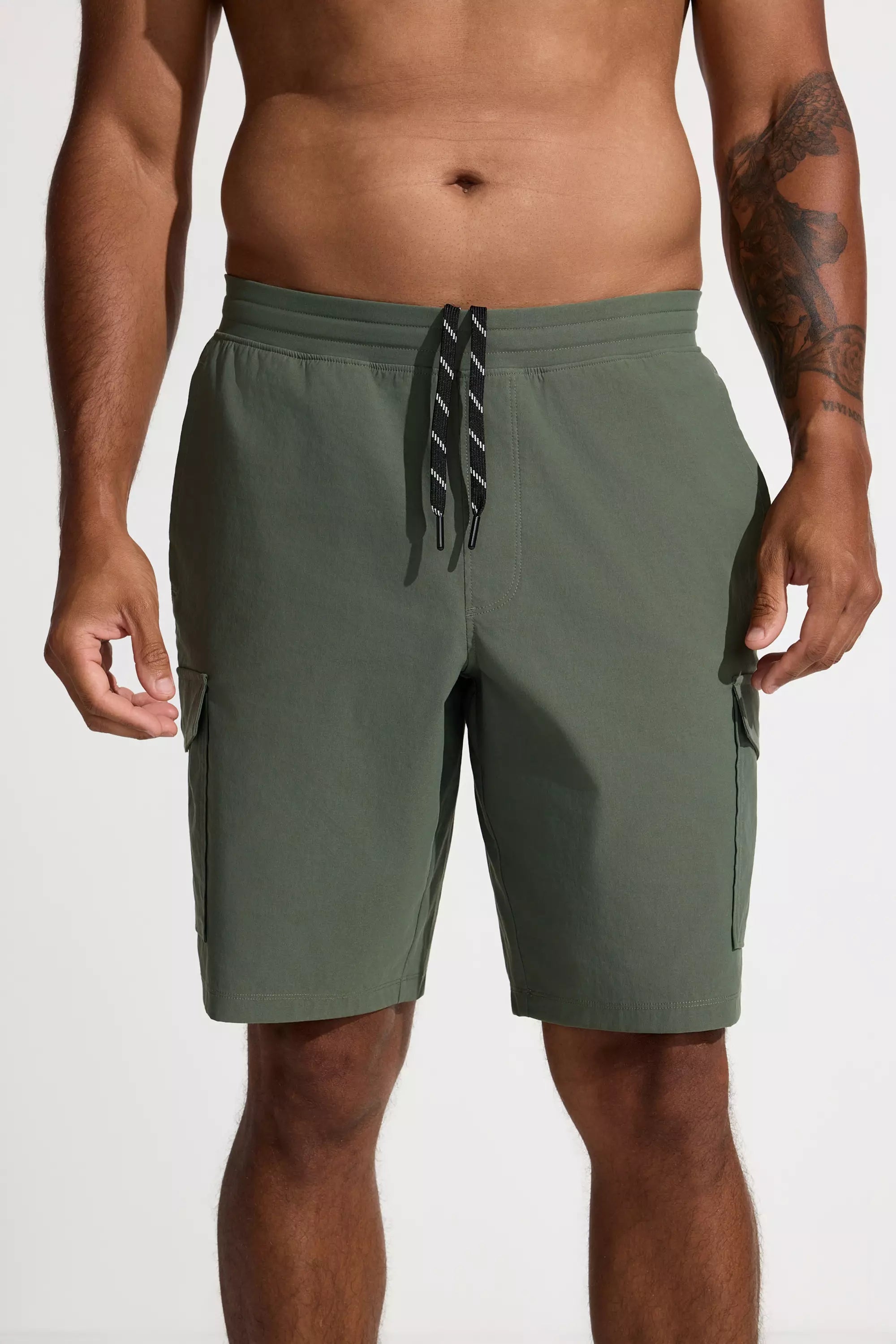 The Active GRS Certified Recycled Nylon 10" Cargo Short - Green